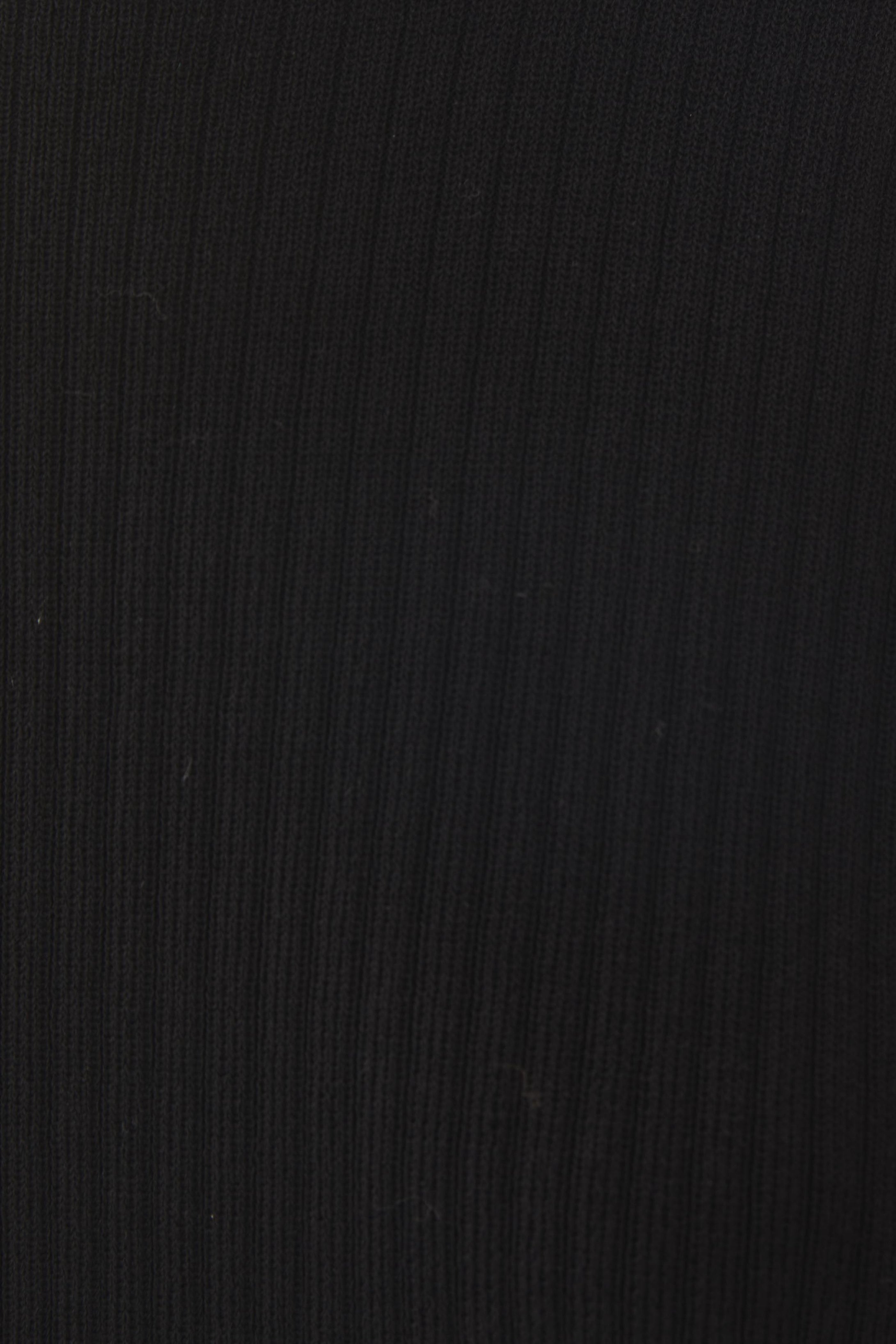 Knitted Round Neck Sleeveless Top in Black