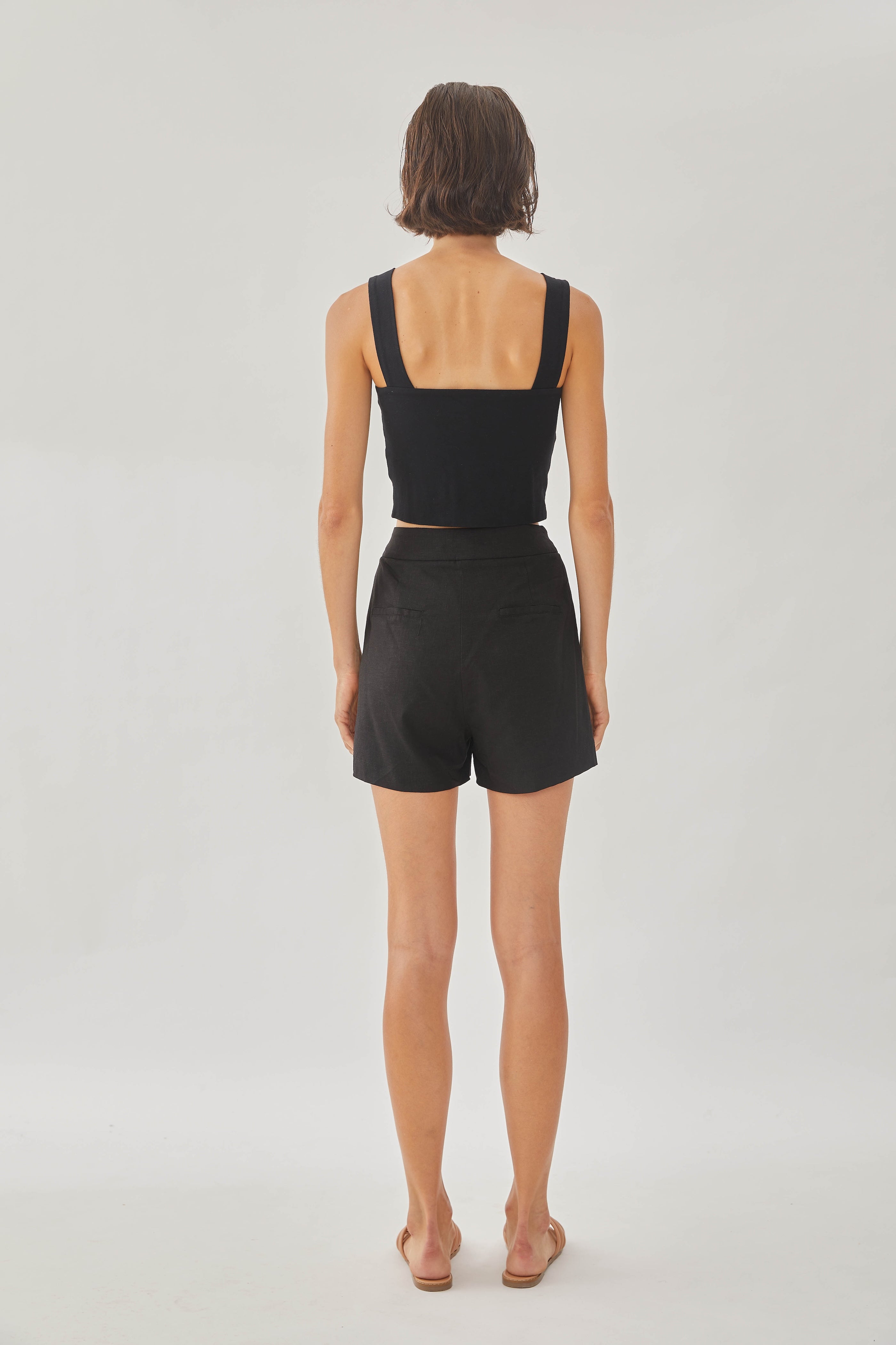 Classic Straight Neck Tank Top in Black (Sale)