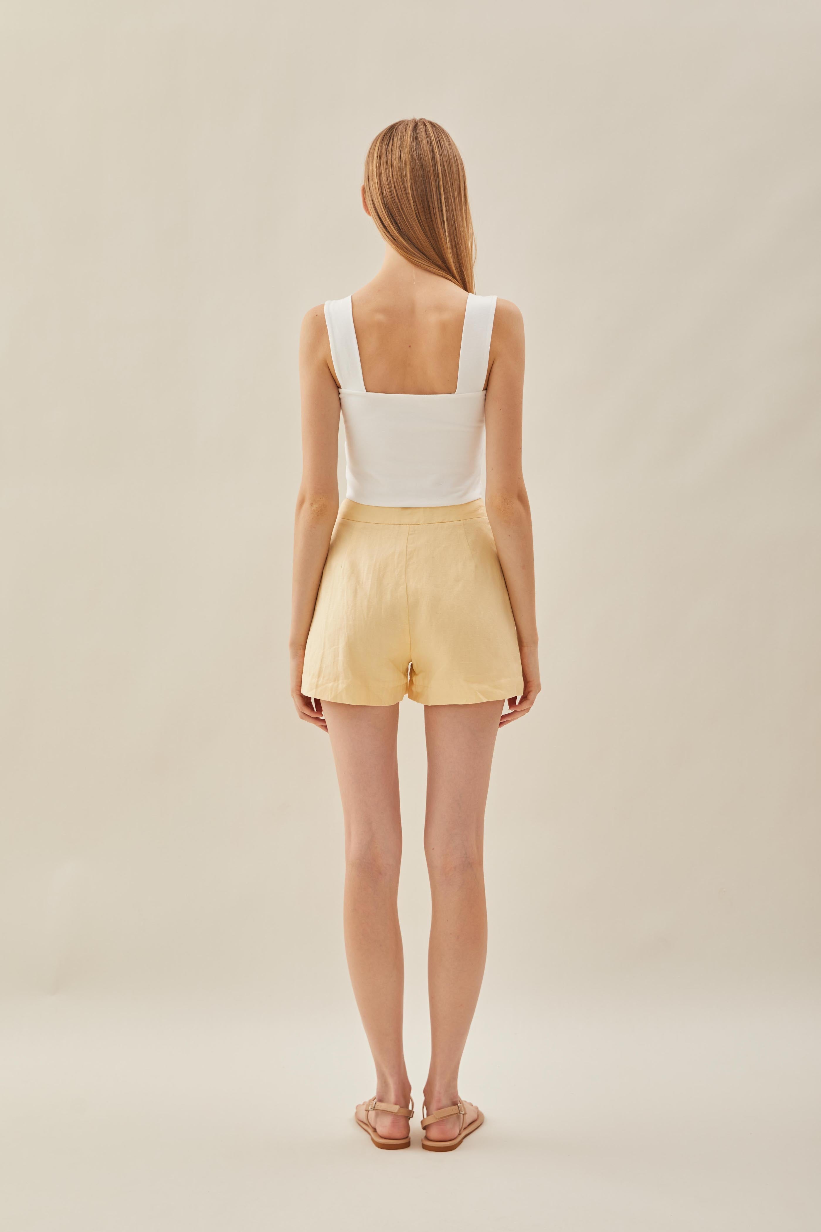 Relaxed Linen Shorts in Pale Yellow