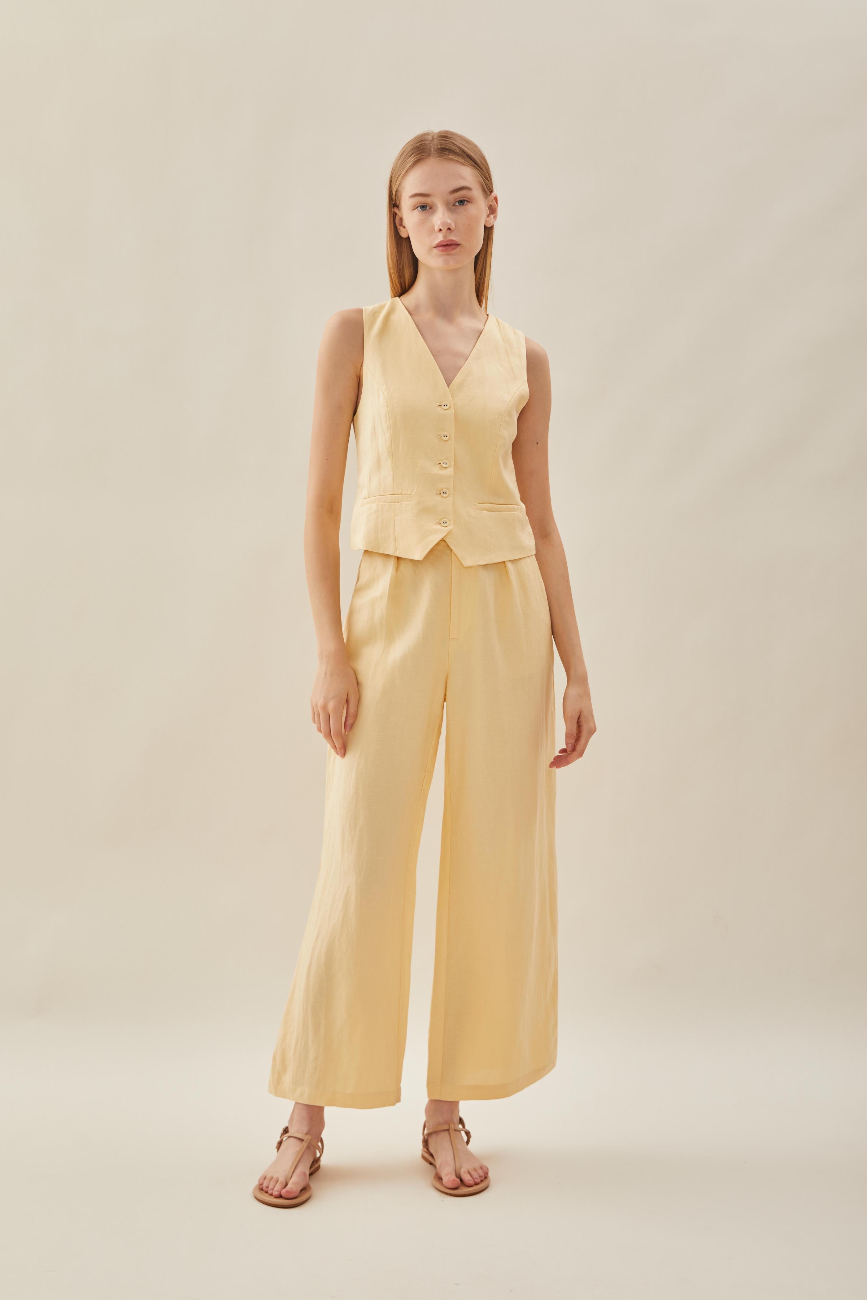 Linen Pleated Trouser in Pale Yellow