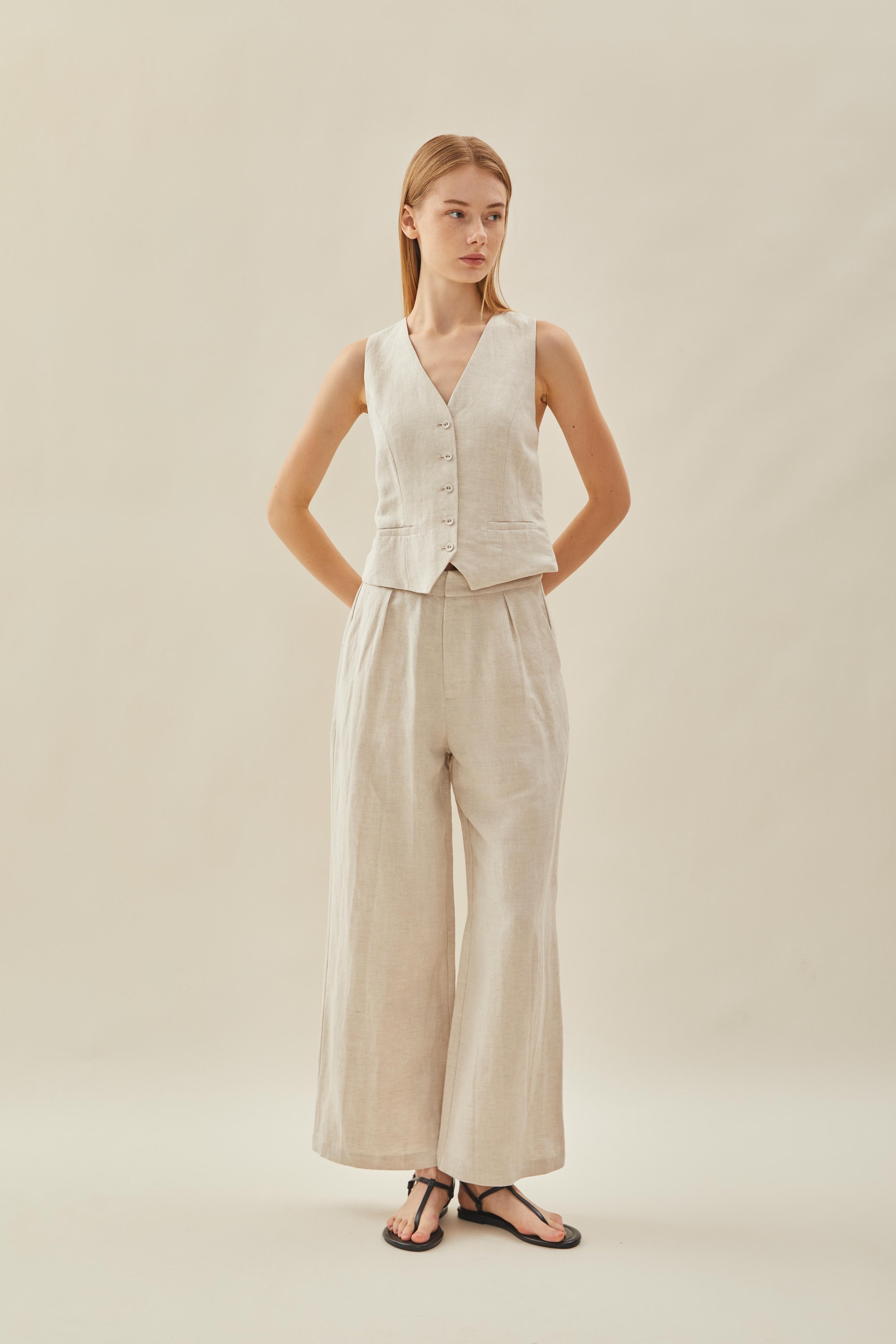Linen Waistcoat in Natural