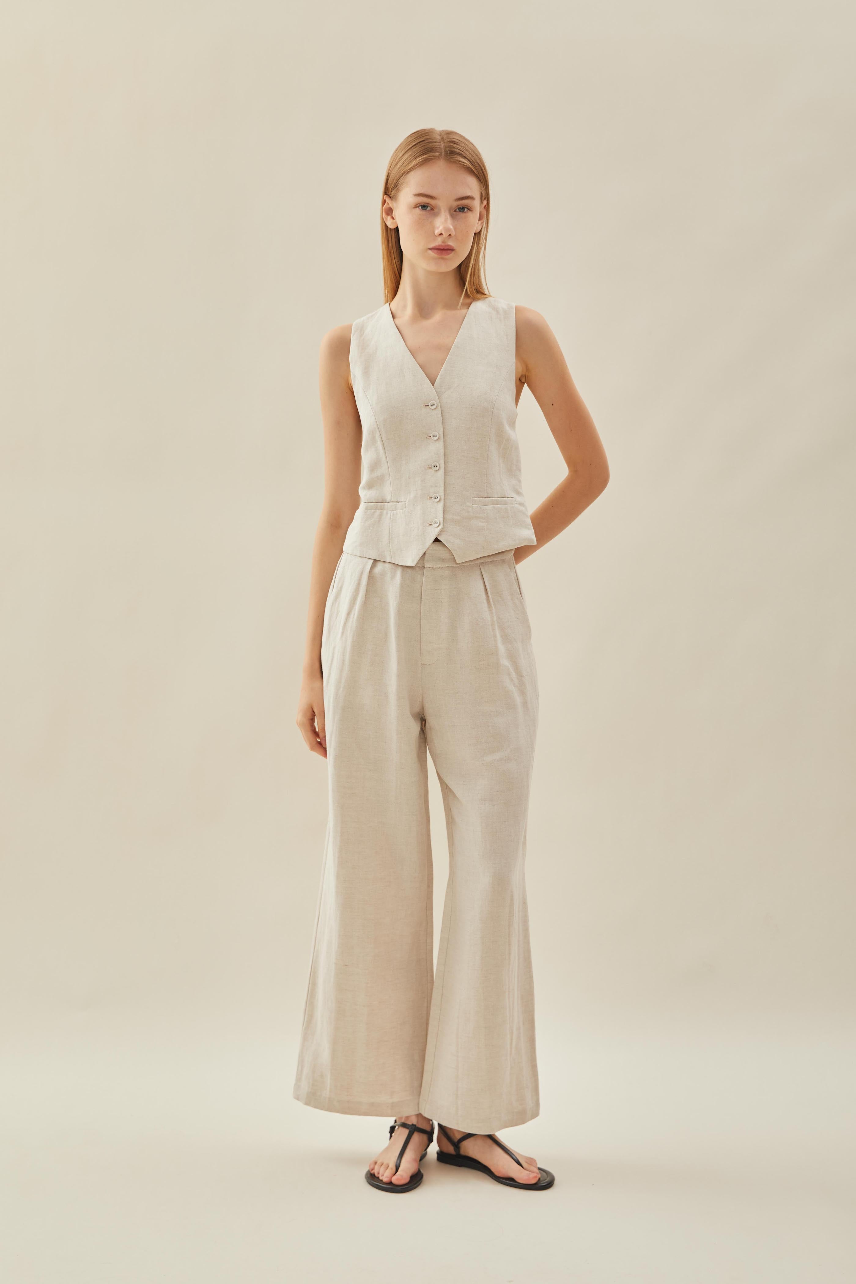 Linen Waistcoat in Natural