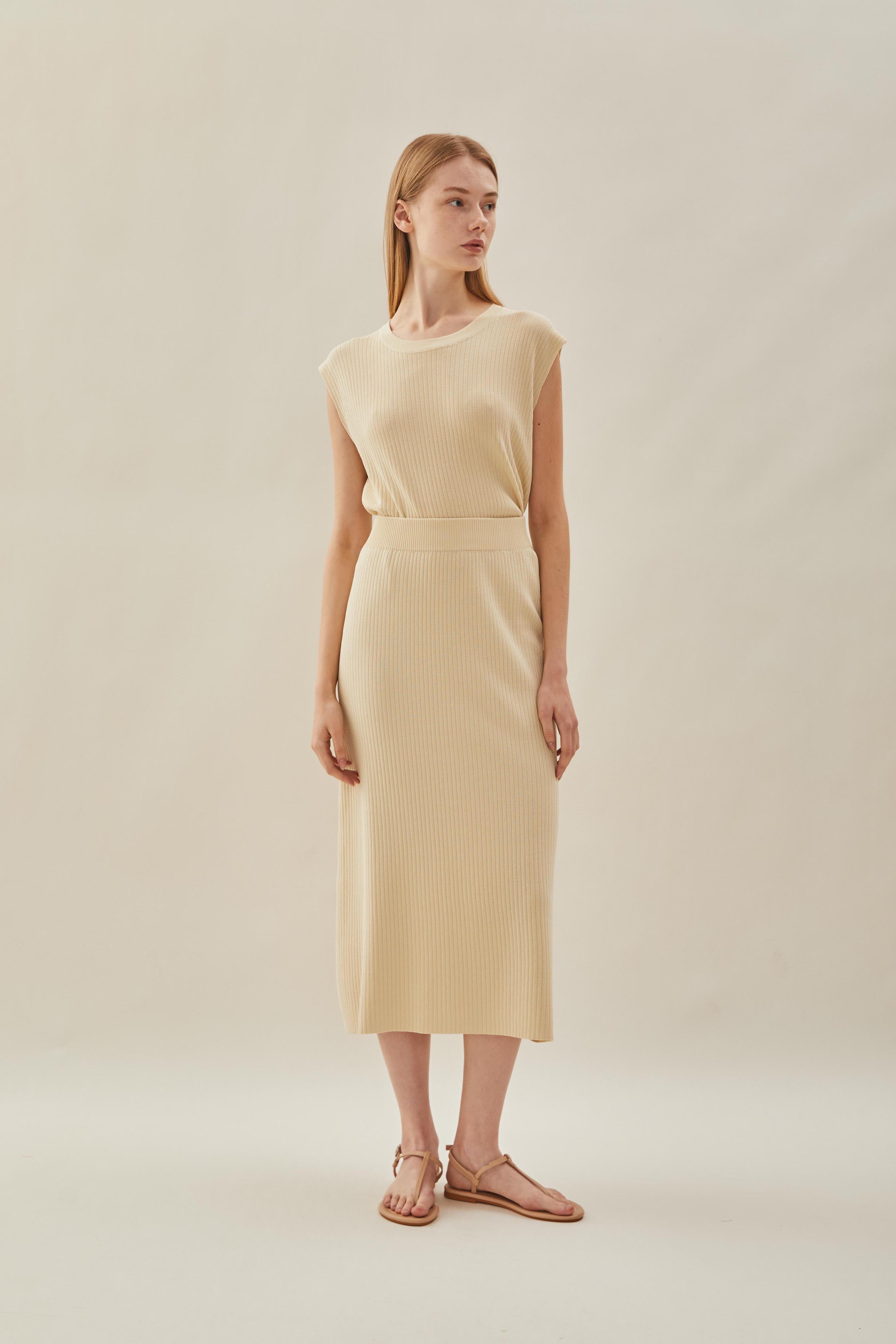 Knitted Round Neck Sleeveless Top in Natural