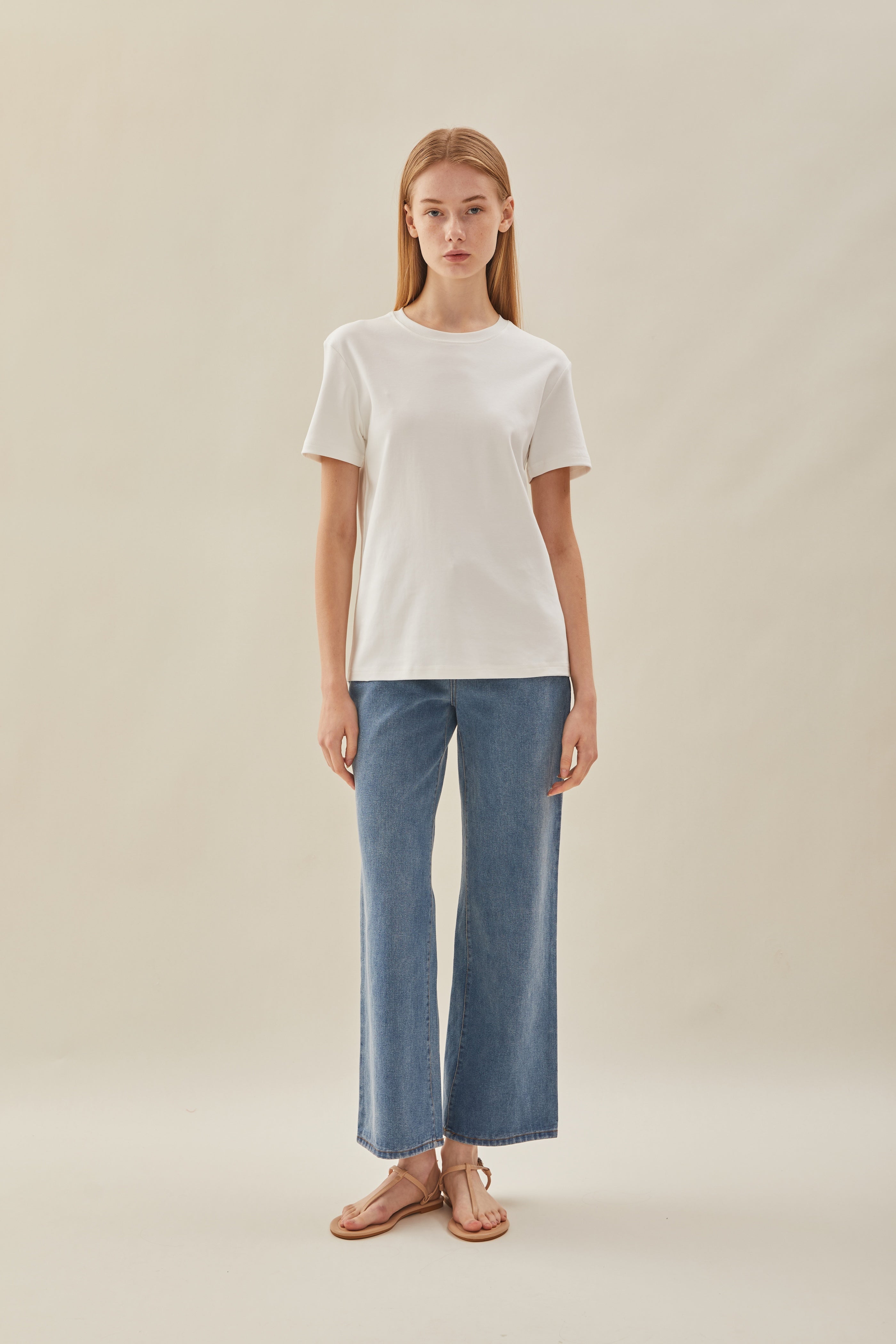 Box Cut Tee in White (N°.05)