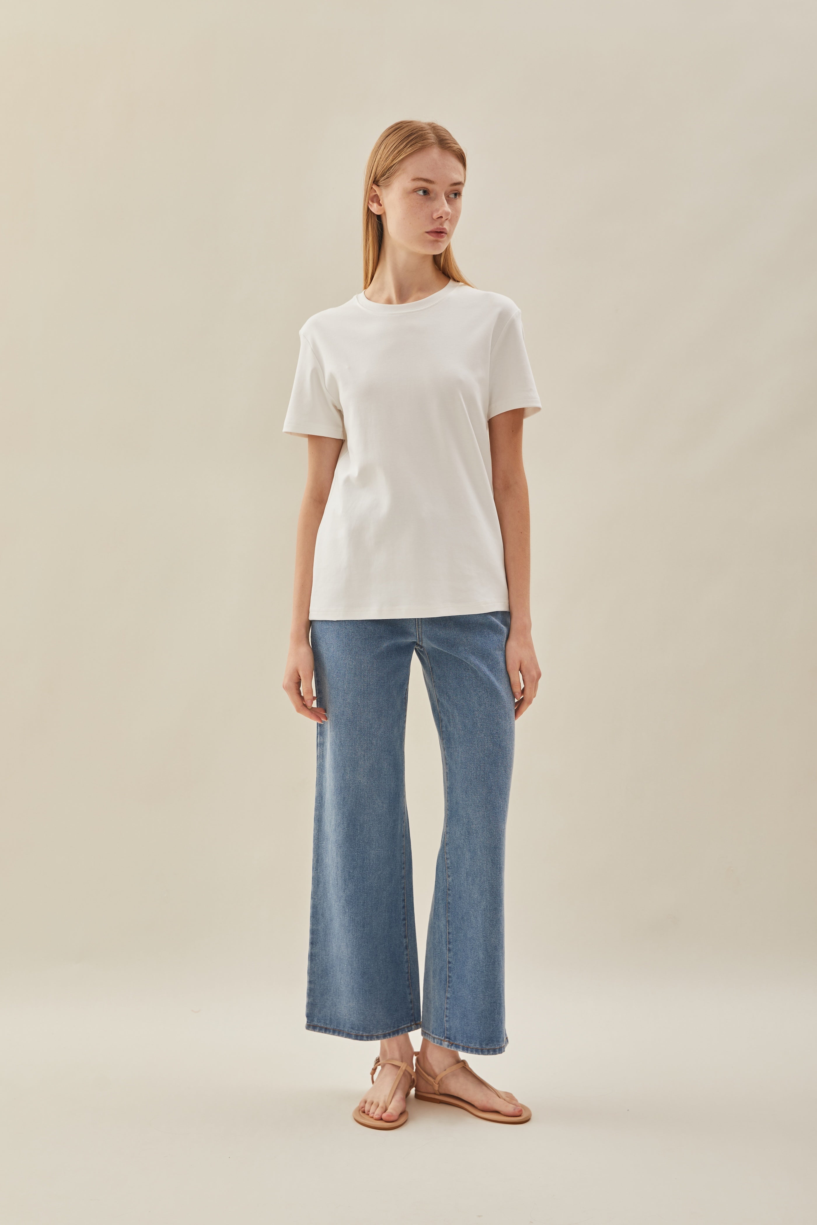 Box Cut Tee in White (N°.05)