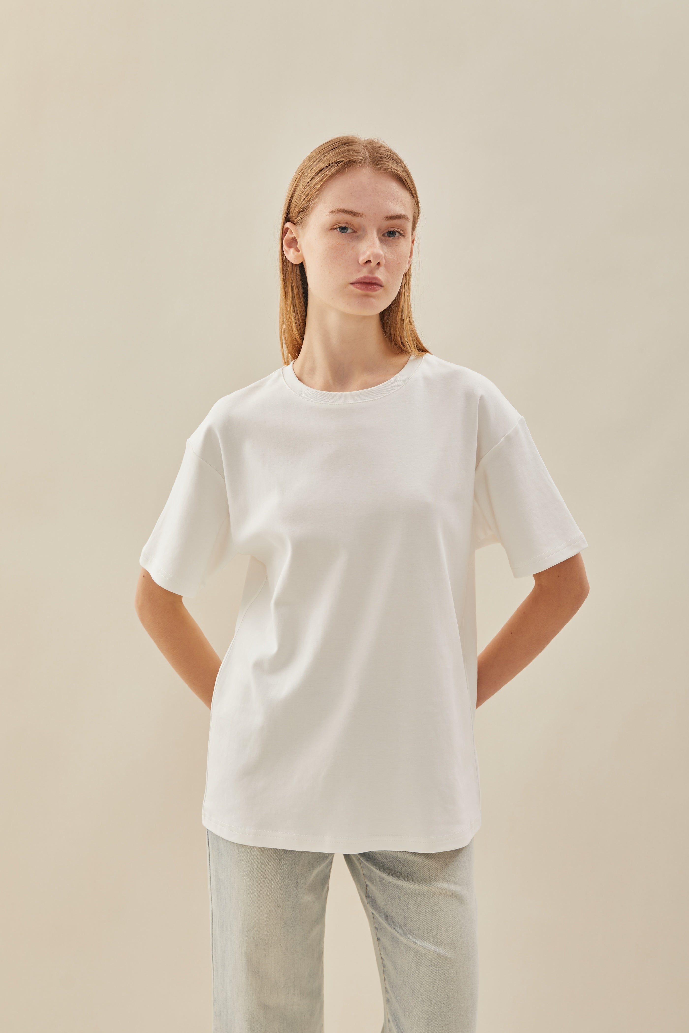 Oversized Tee in White (N°.06)