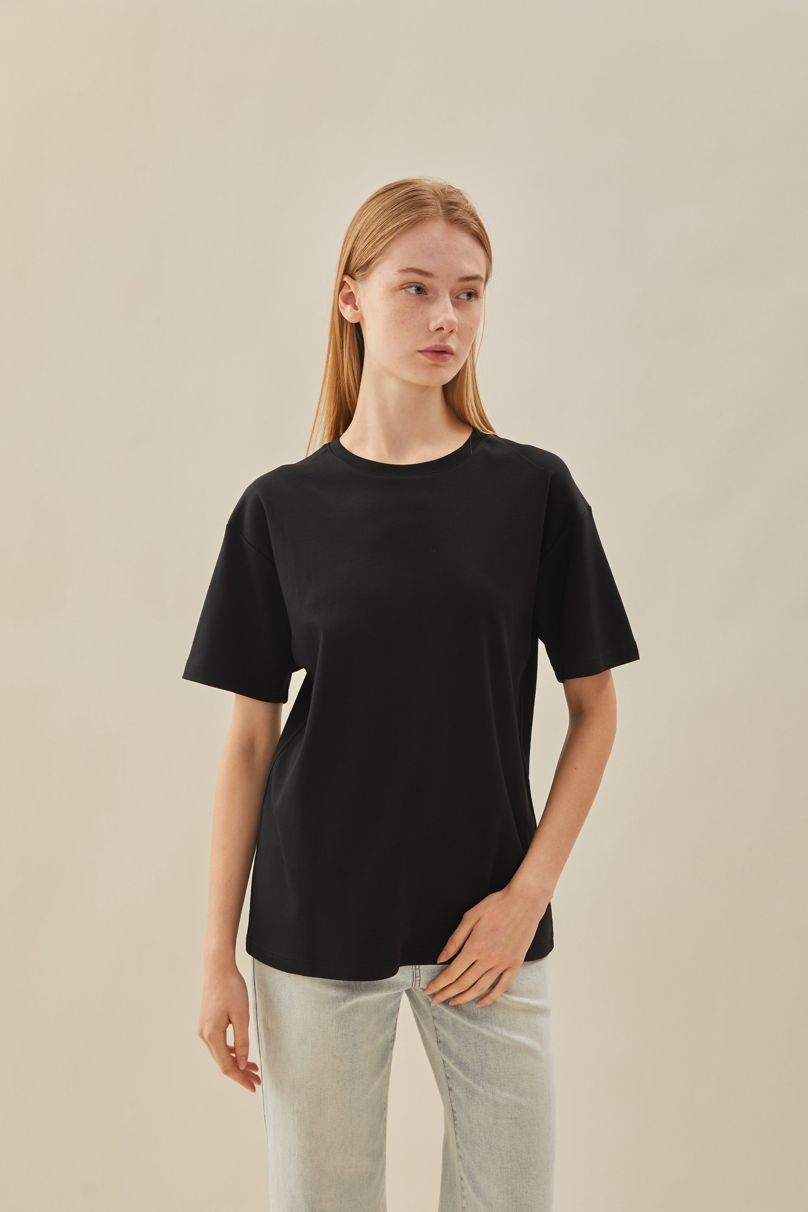 Oversized Tee in Black (N°.06)