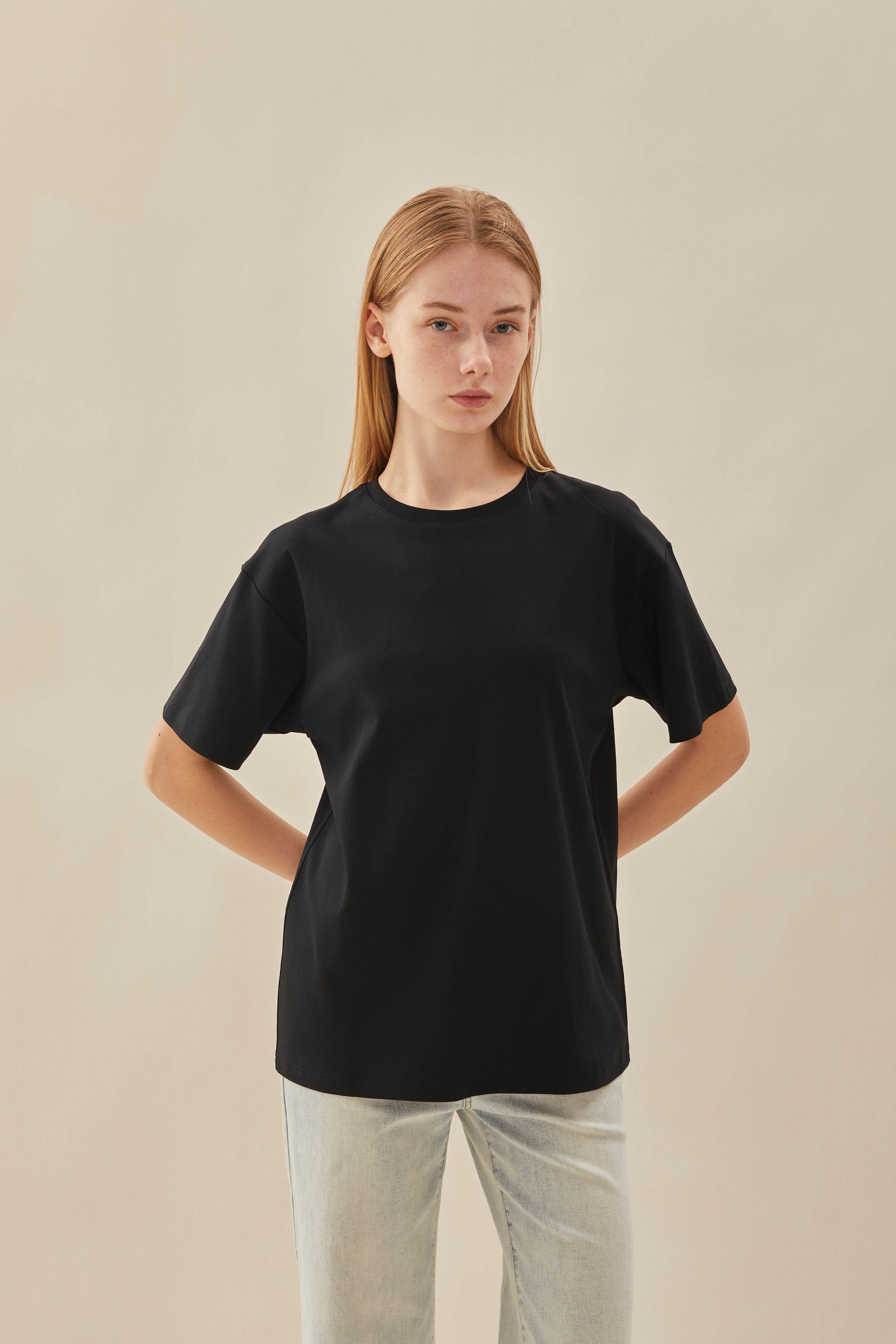 Oversized Tee in Black (N°.06)