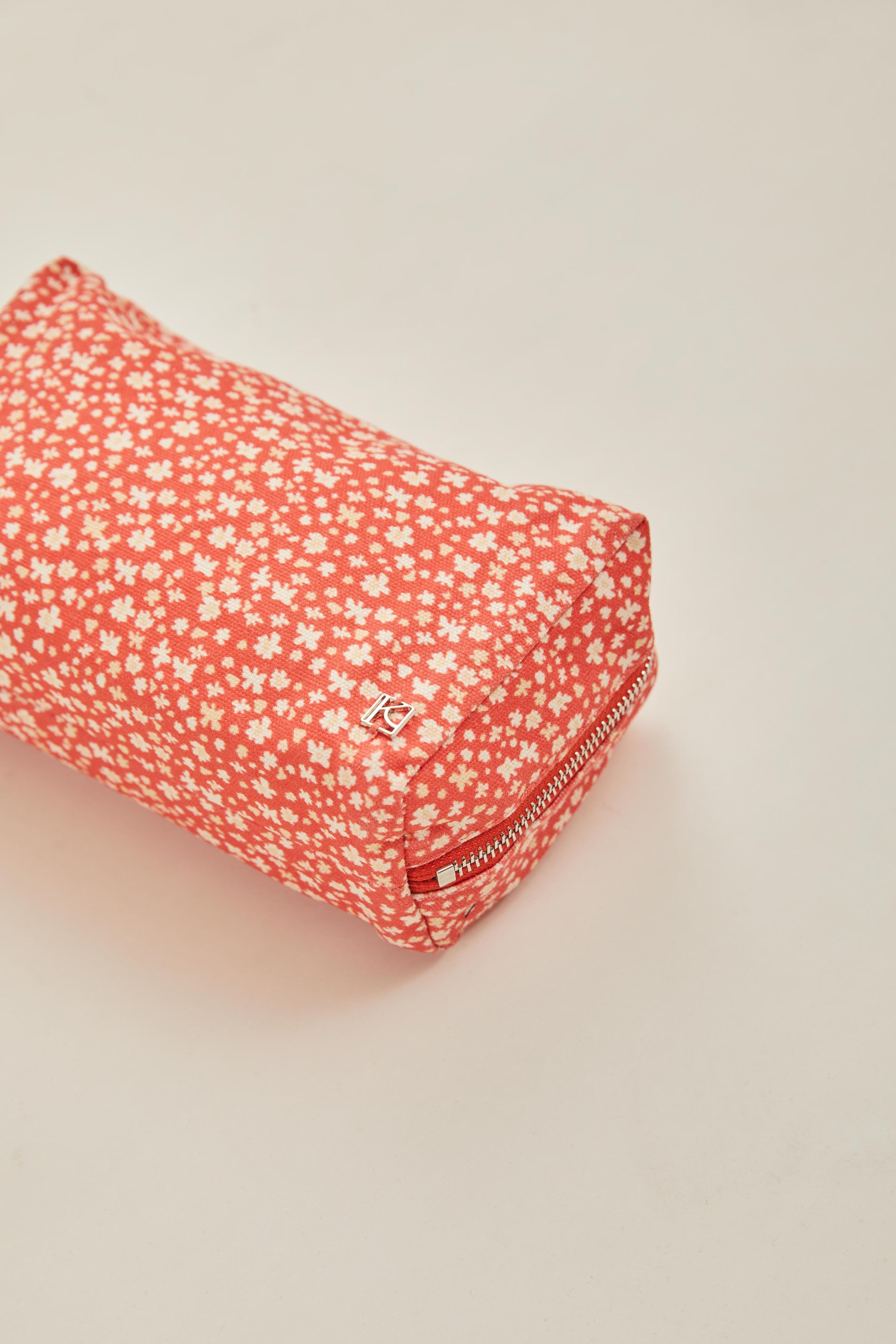 Pouch in Red Bloom