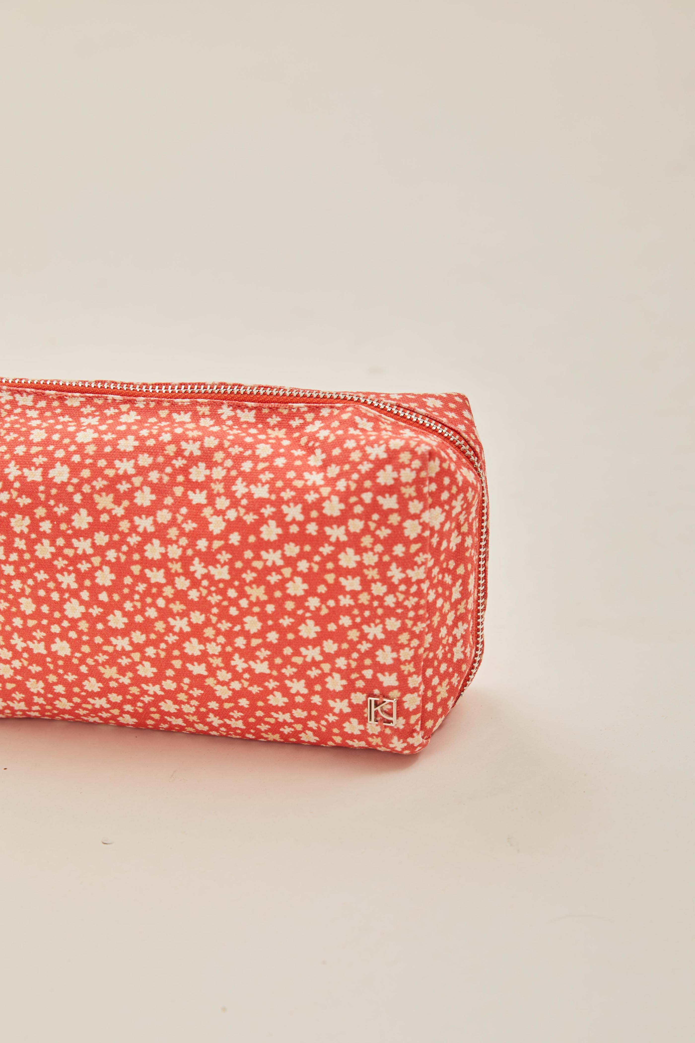 Pouch in Red Bloom