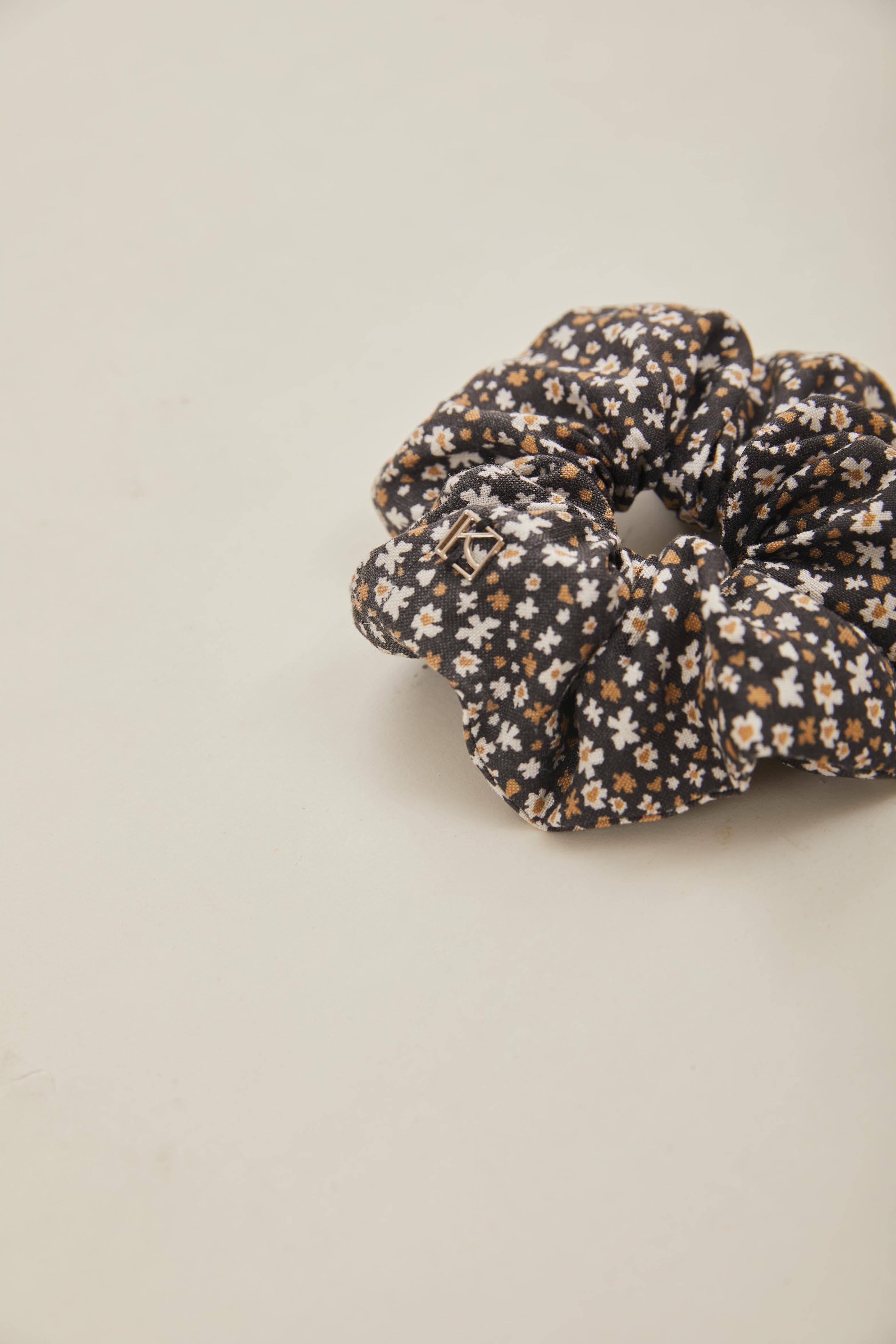 Cotton Scrunchie in Nightfall Bloom