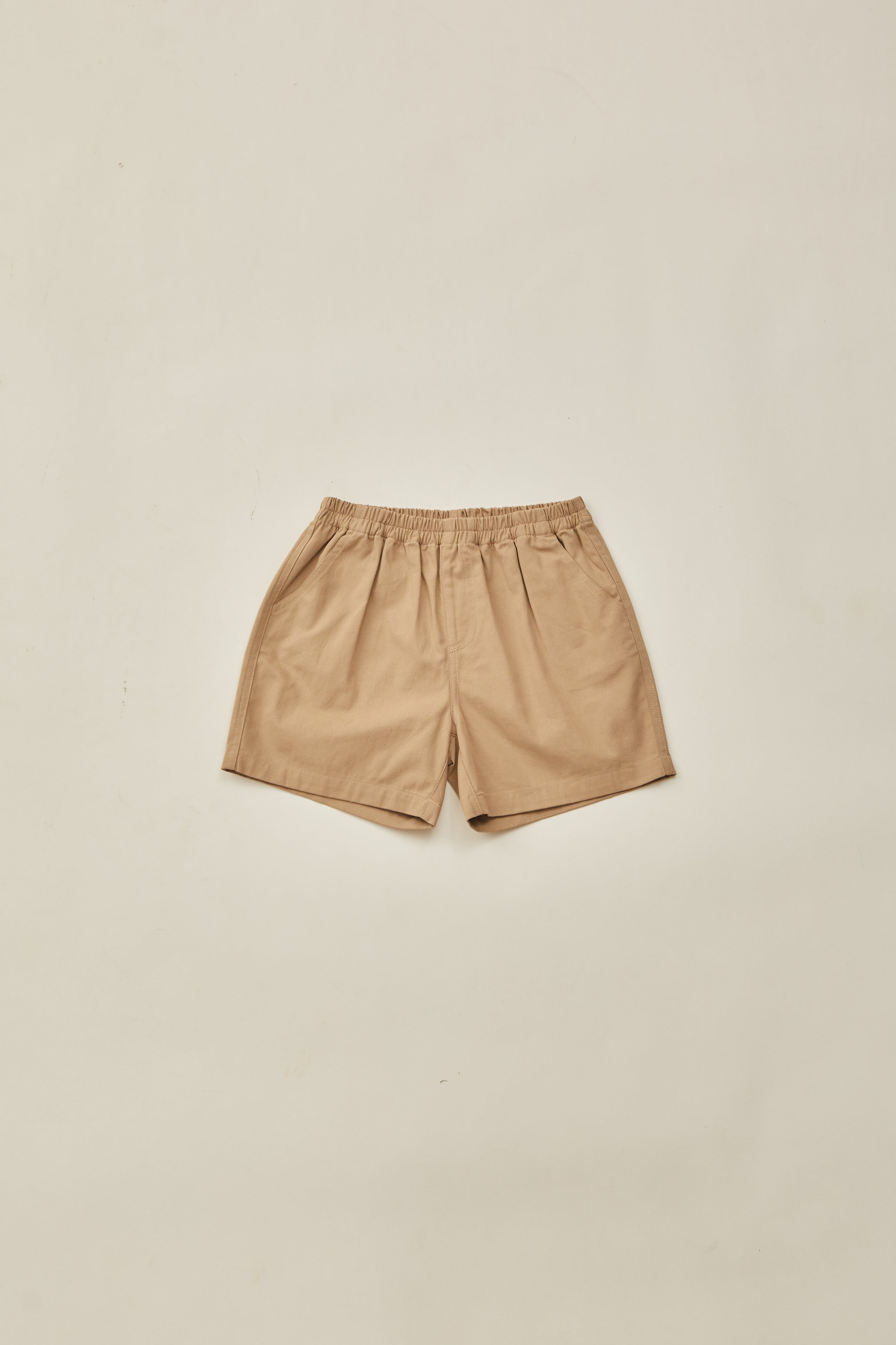 Mini Cargo Shorts in Camel