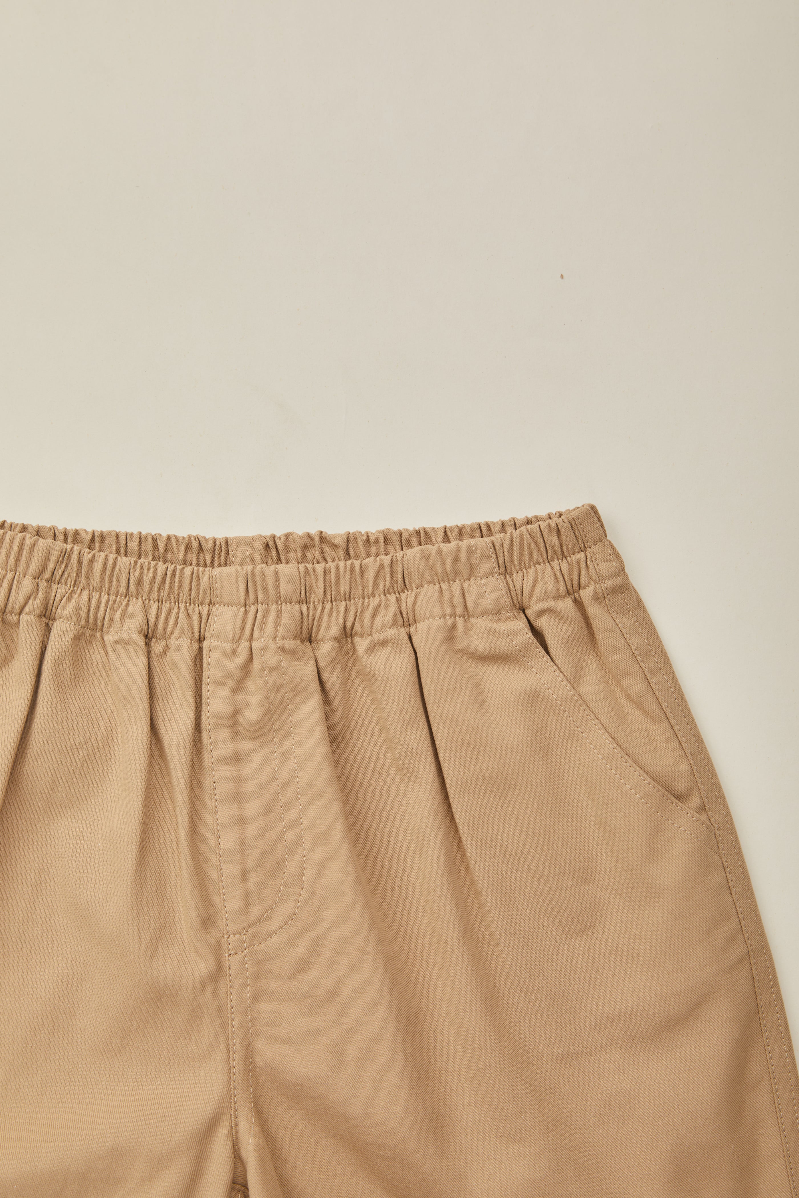 Mini Cargo Shorts in Camel