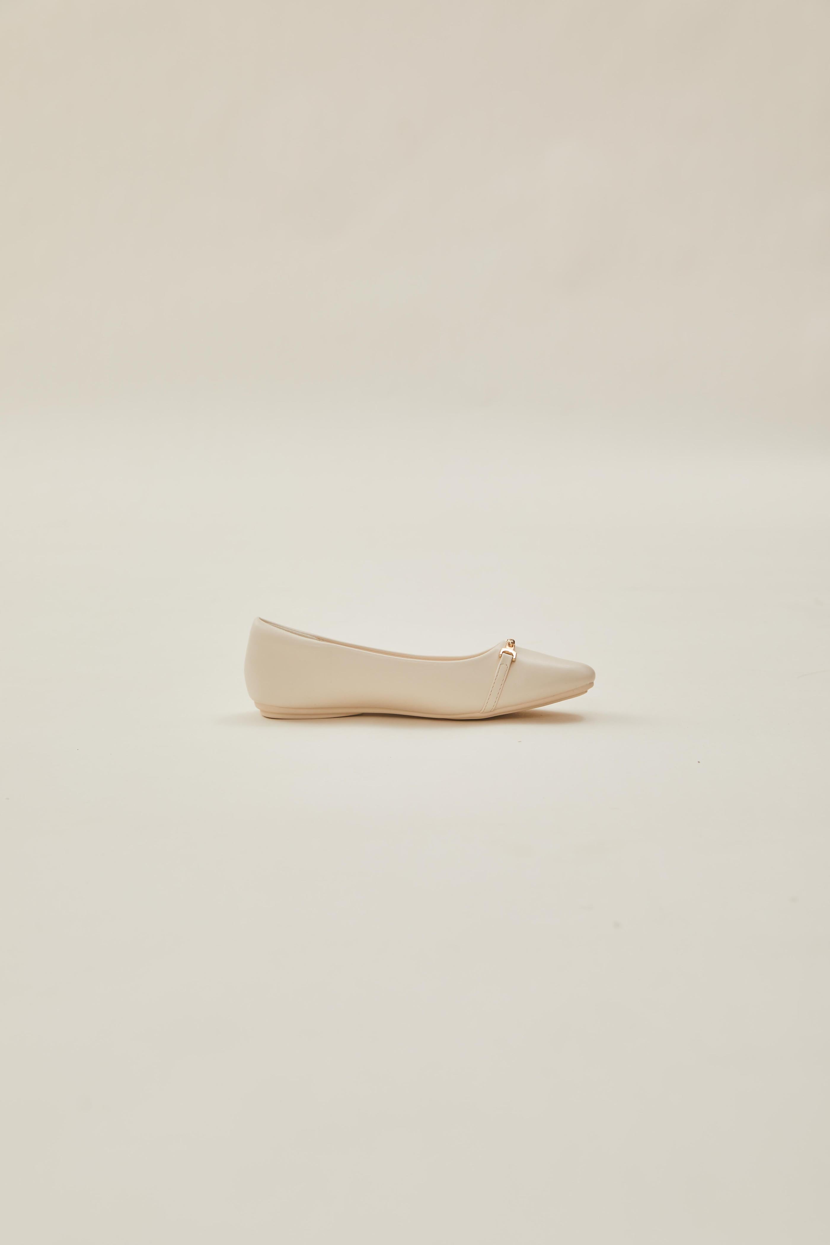 Kala Pumps in Ivory