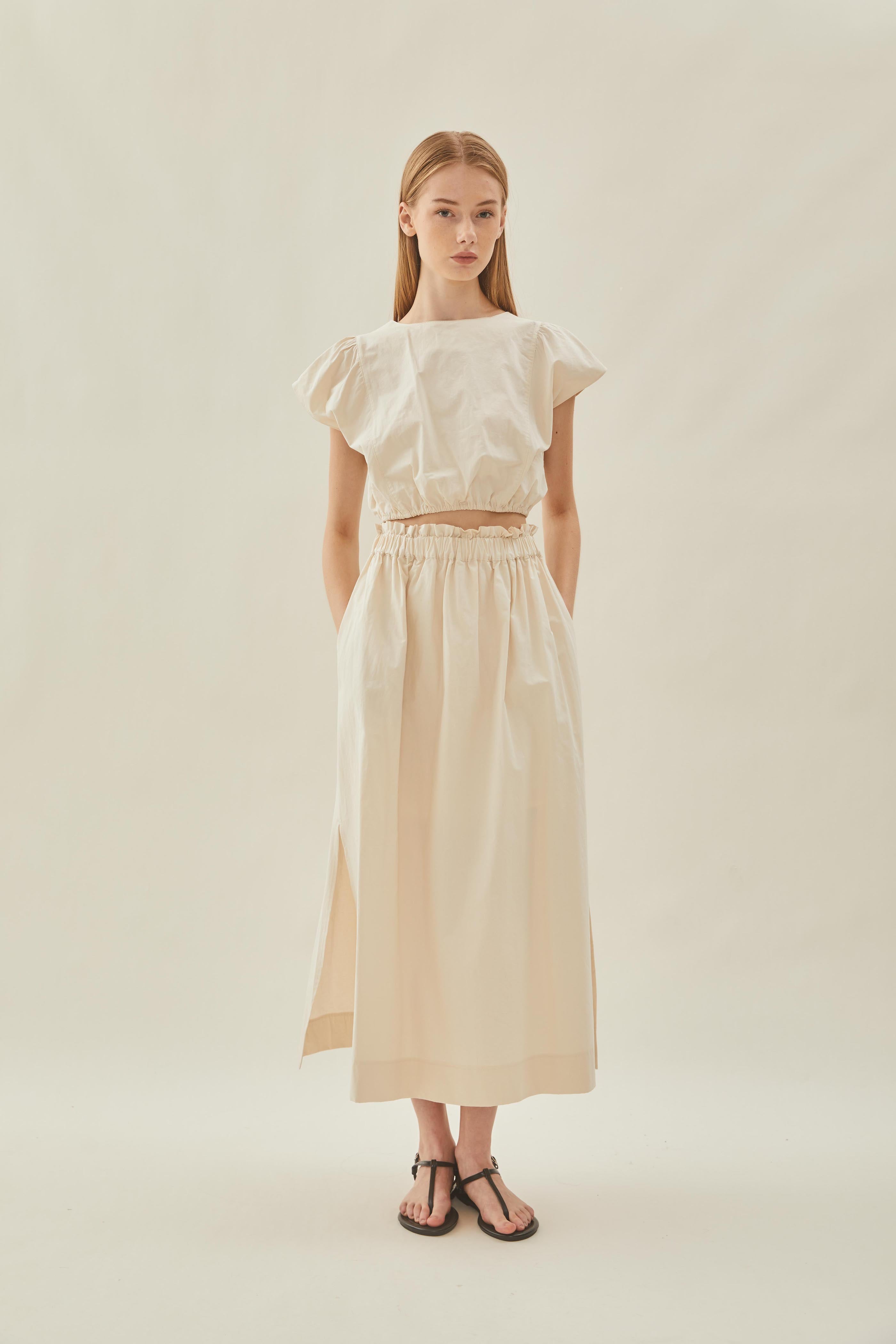 Gathered Waistband Skirt in Ecru