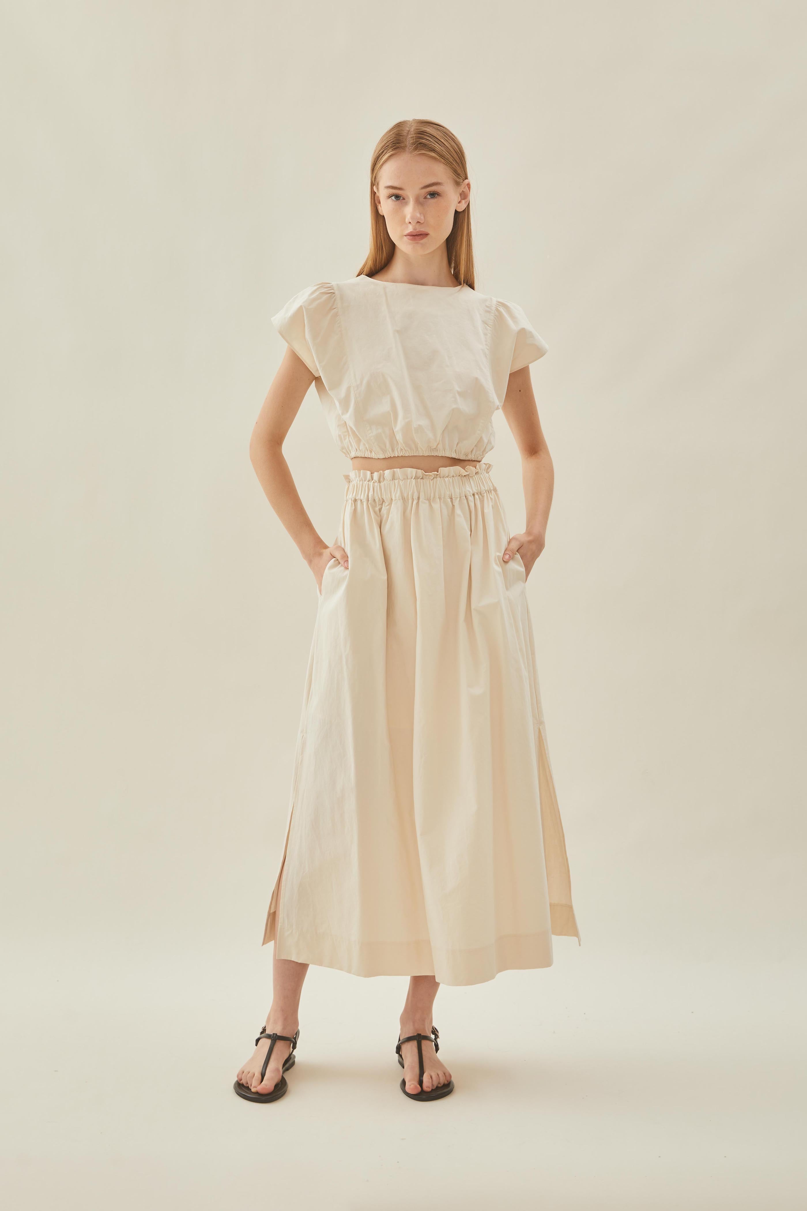 Gathered Waistband Skirt in Ecru