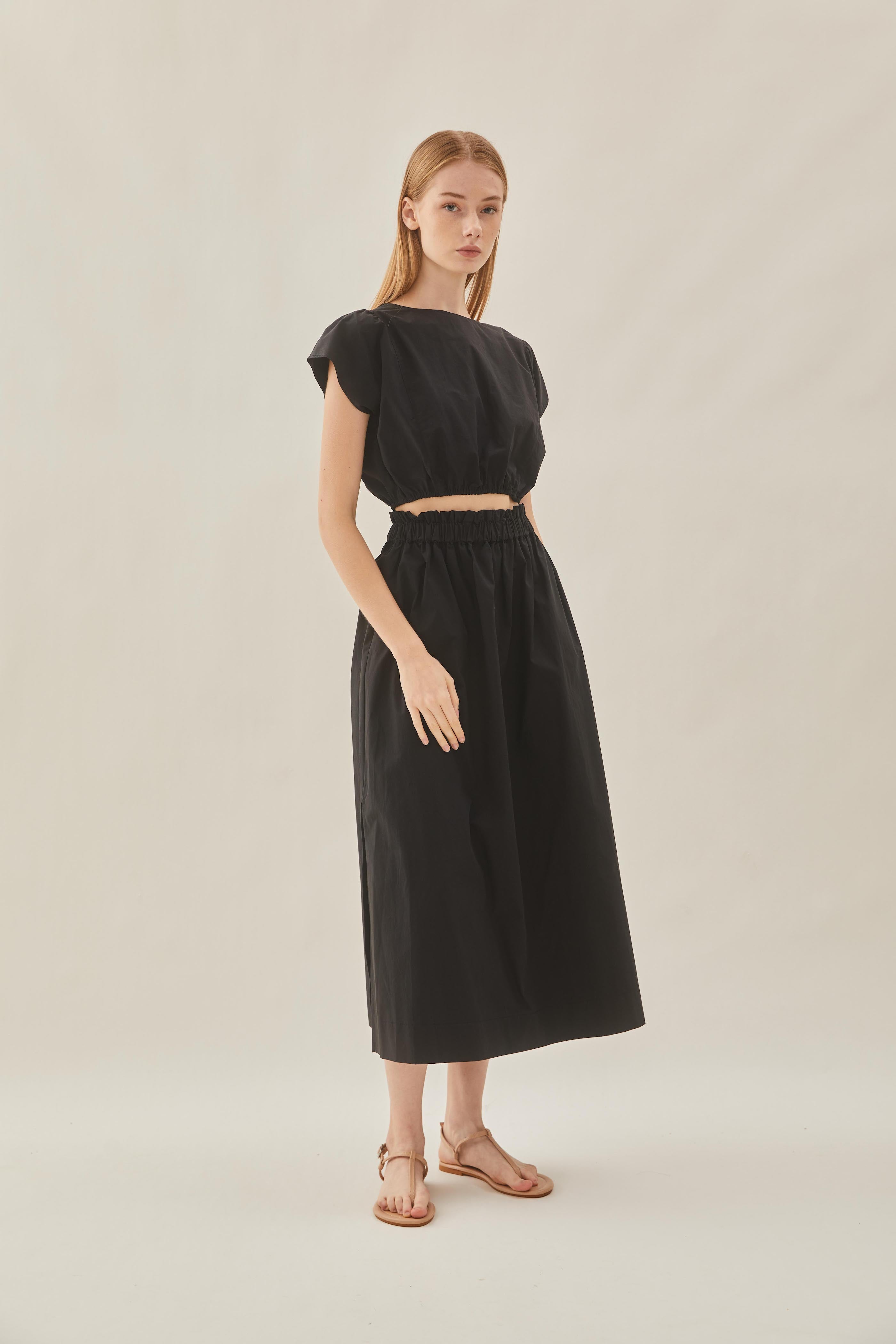 Gathered Waistband Skirt in Black