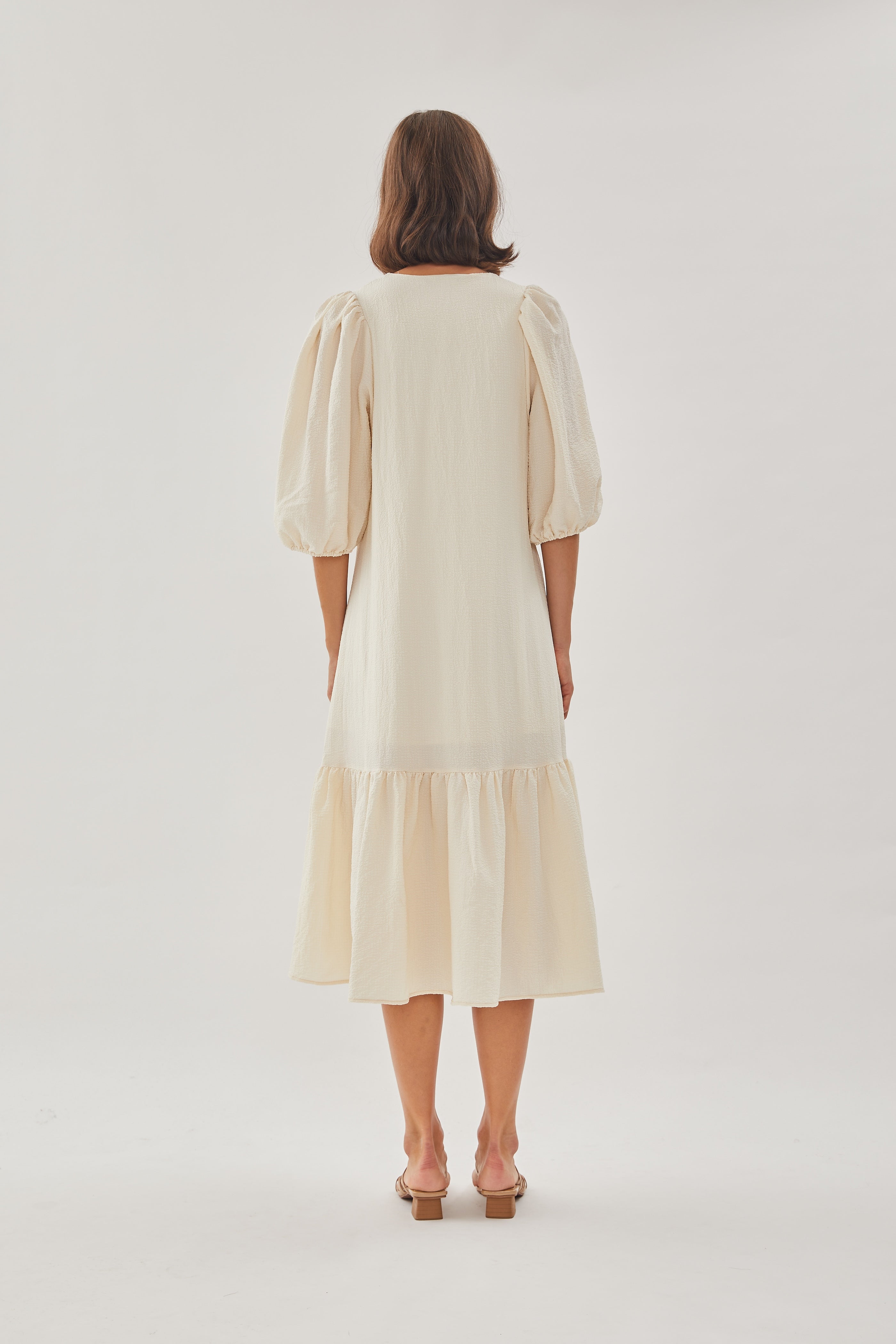 V-neck Midi Dress with Puffed Sleeves in Oatmeal