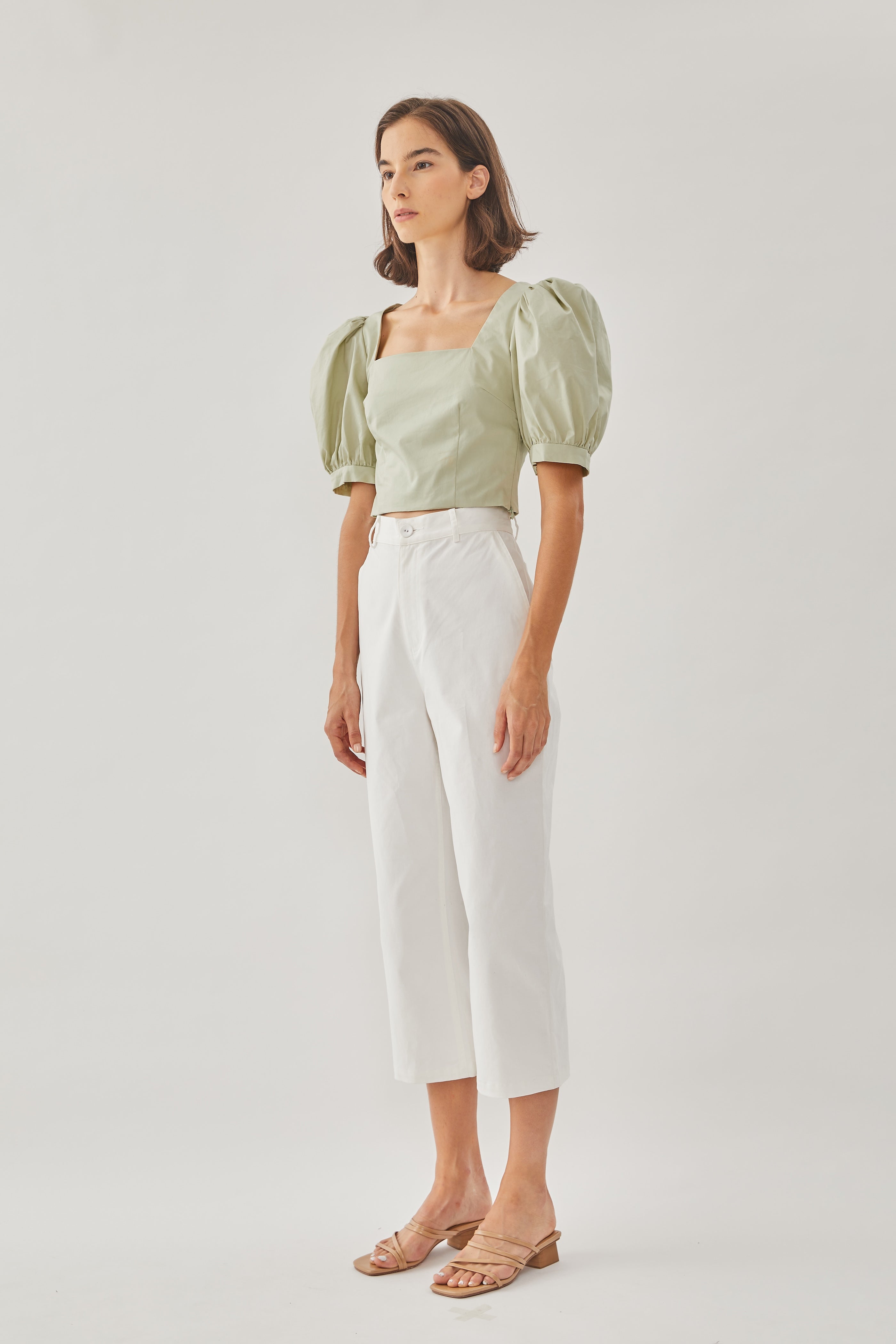 Cotton Cropped Puffed Sleeved Top in Sea Mist