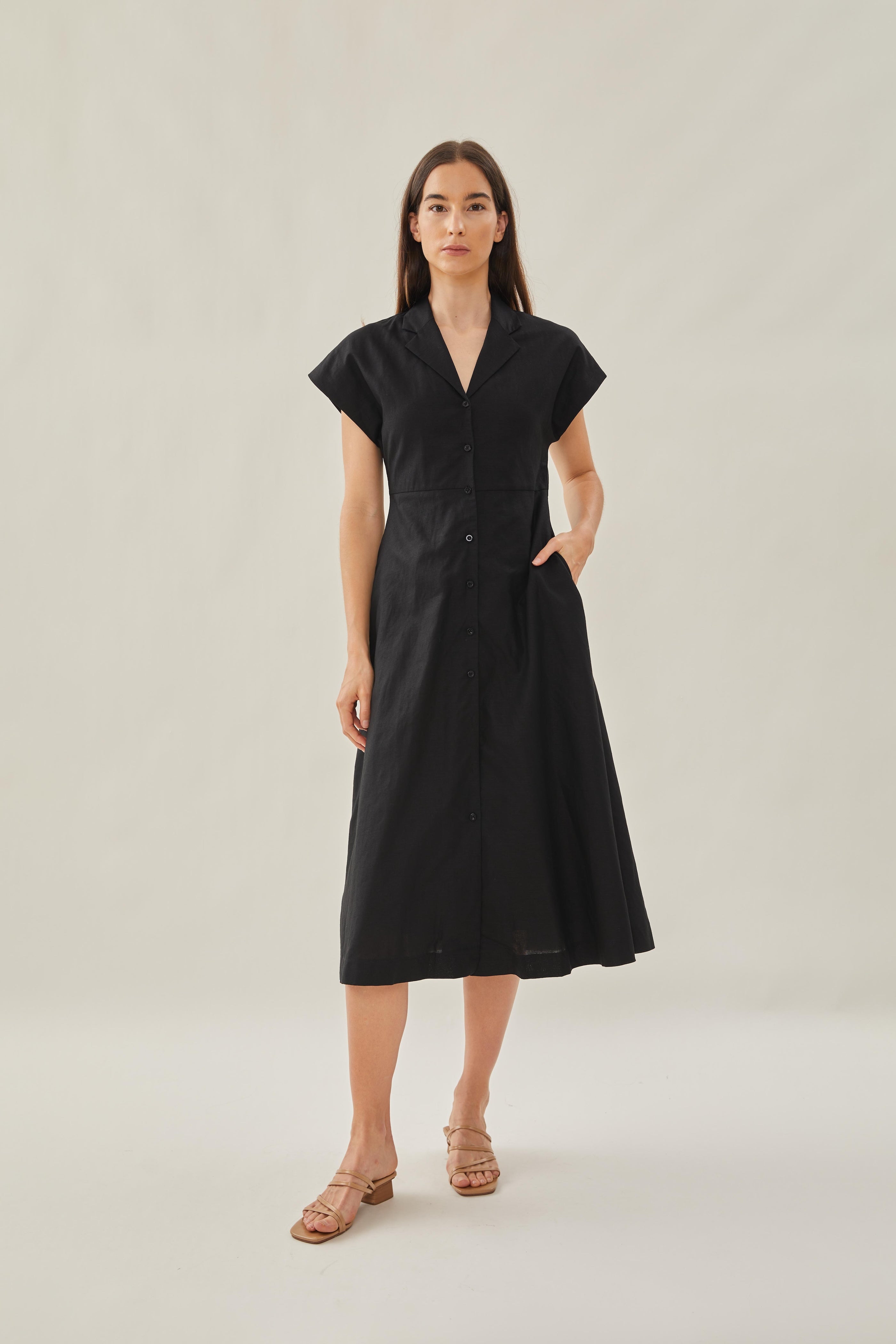 Linen Collared Midi Dress in Black
