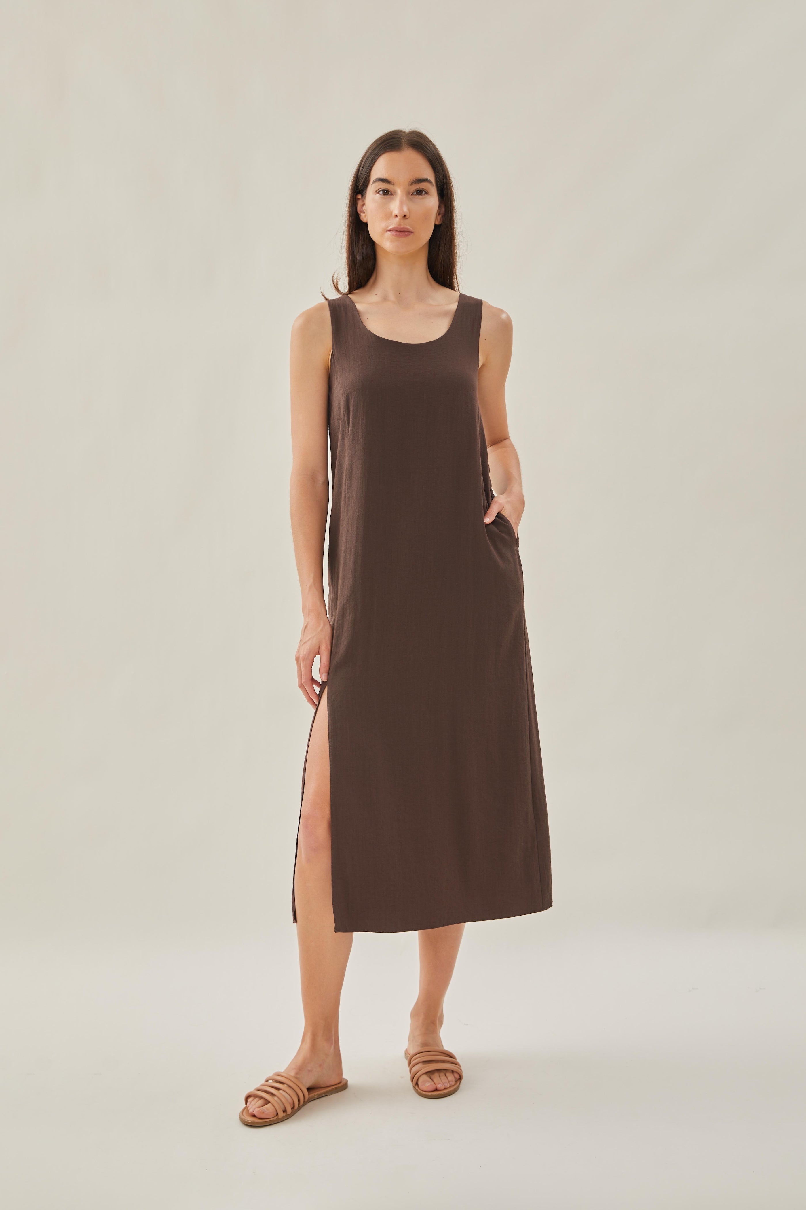 Relaxed Sleeveless Scoop Neck Dress in Soil