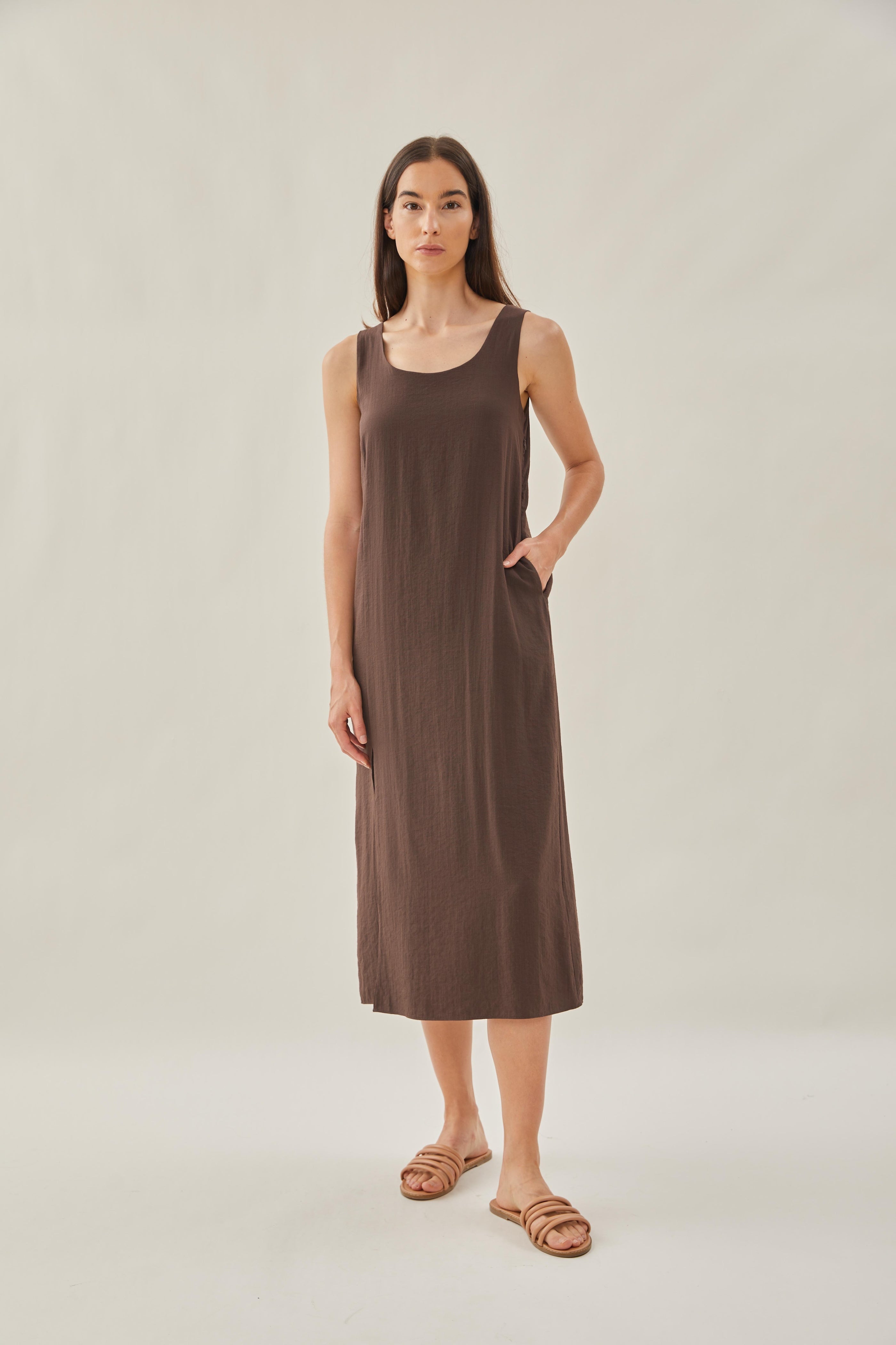 Relaxed Sleeveless Scoop Neck Dress in Soil