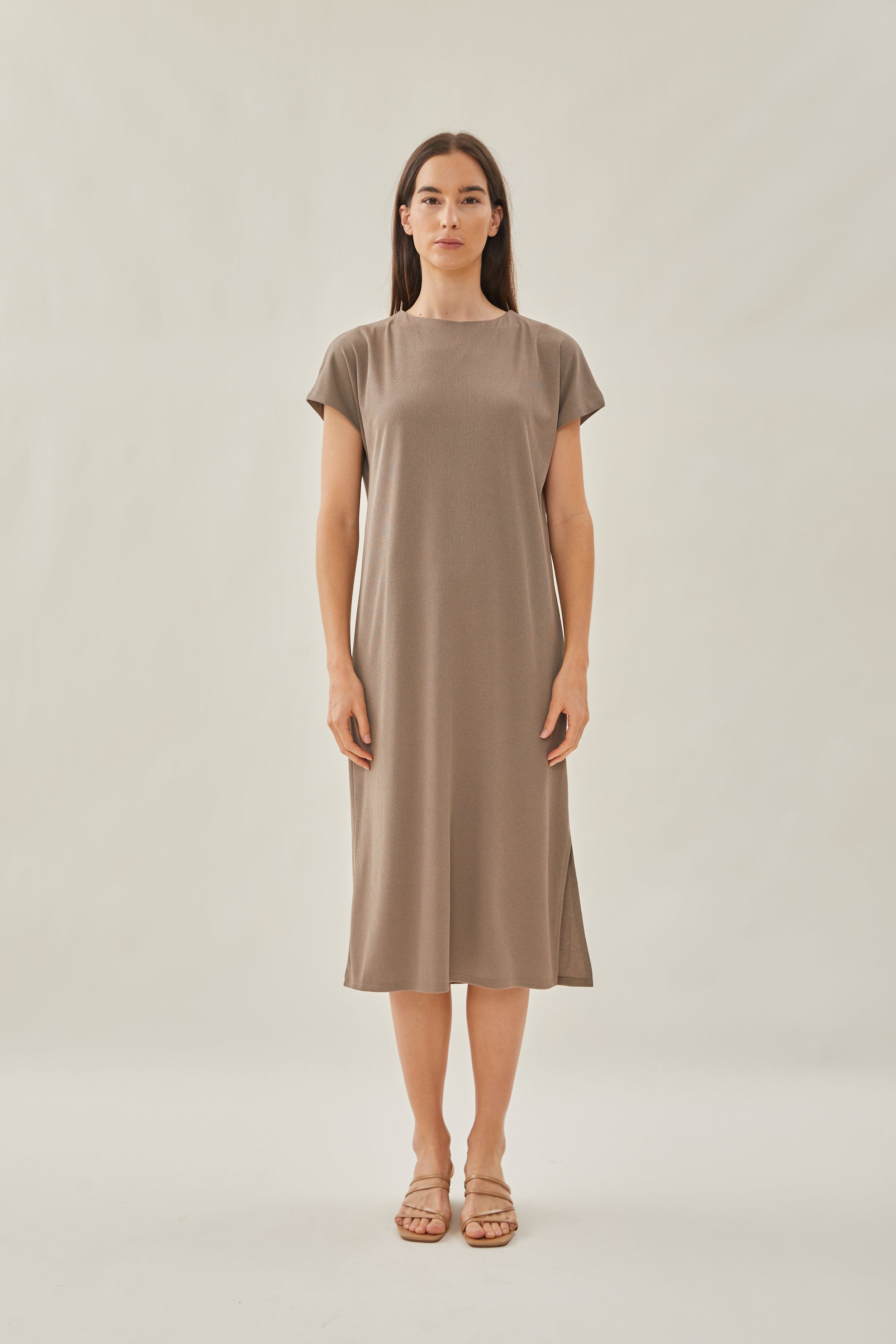 Relaxed Midi Dress in Taupe