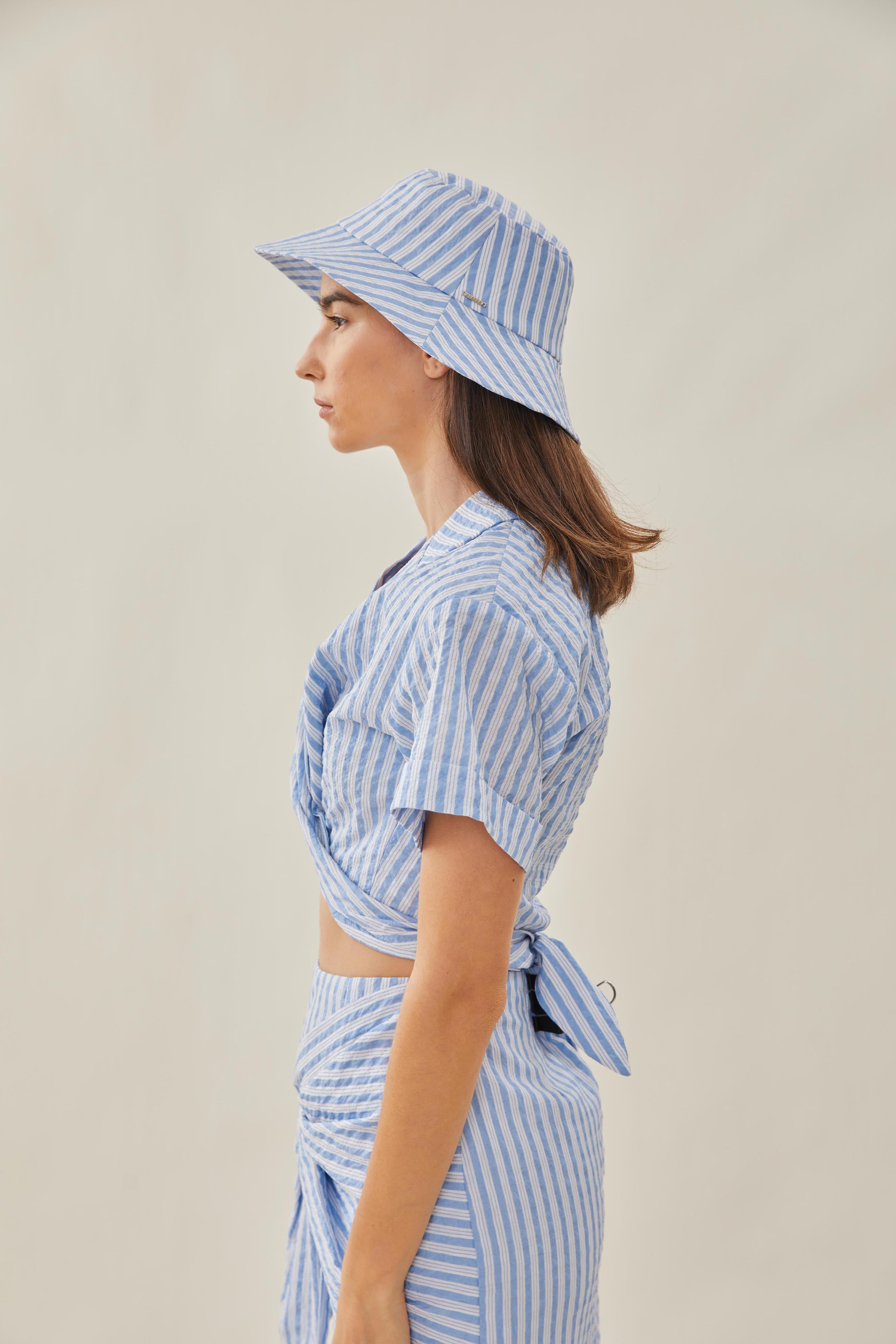 Bucket Hat in Stripe Blue