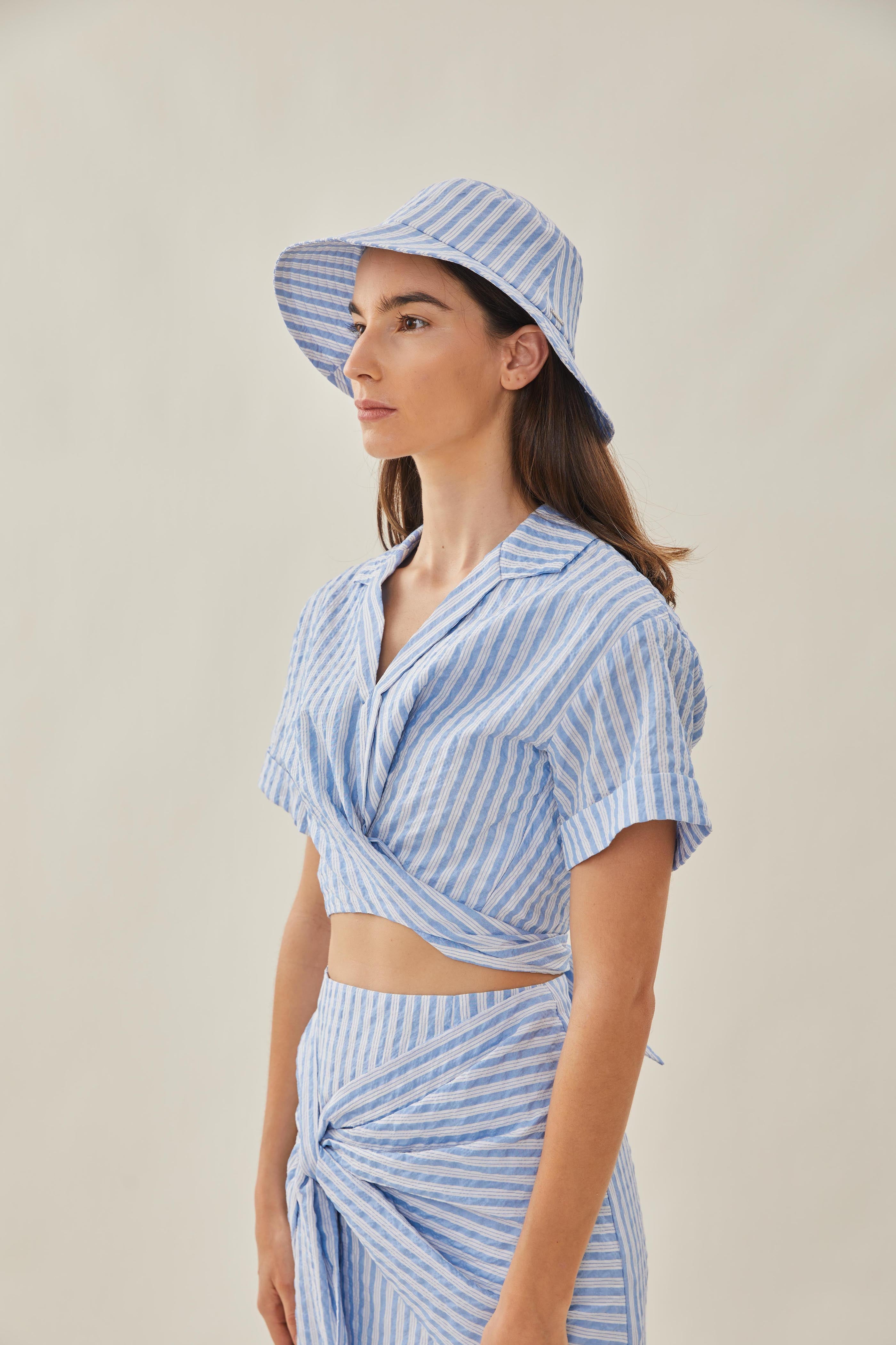 Bucket Hat in Stripe Blue