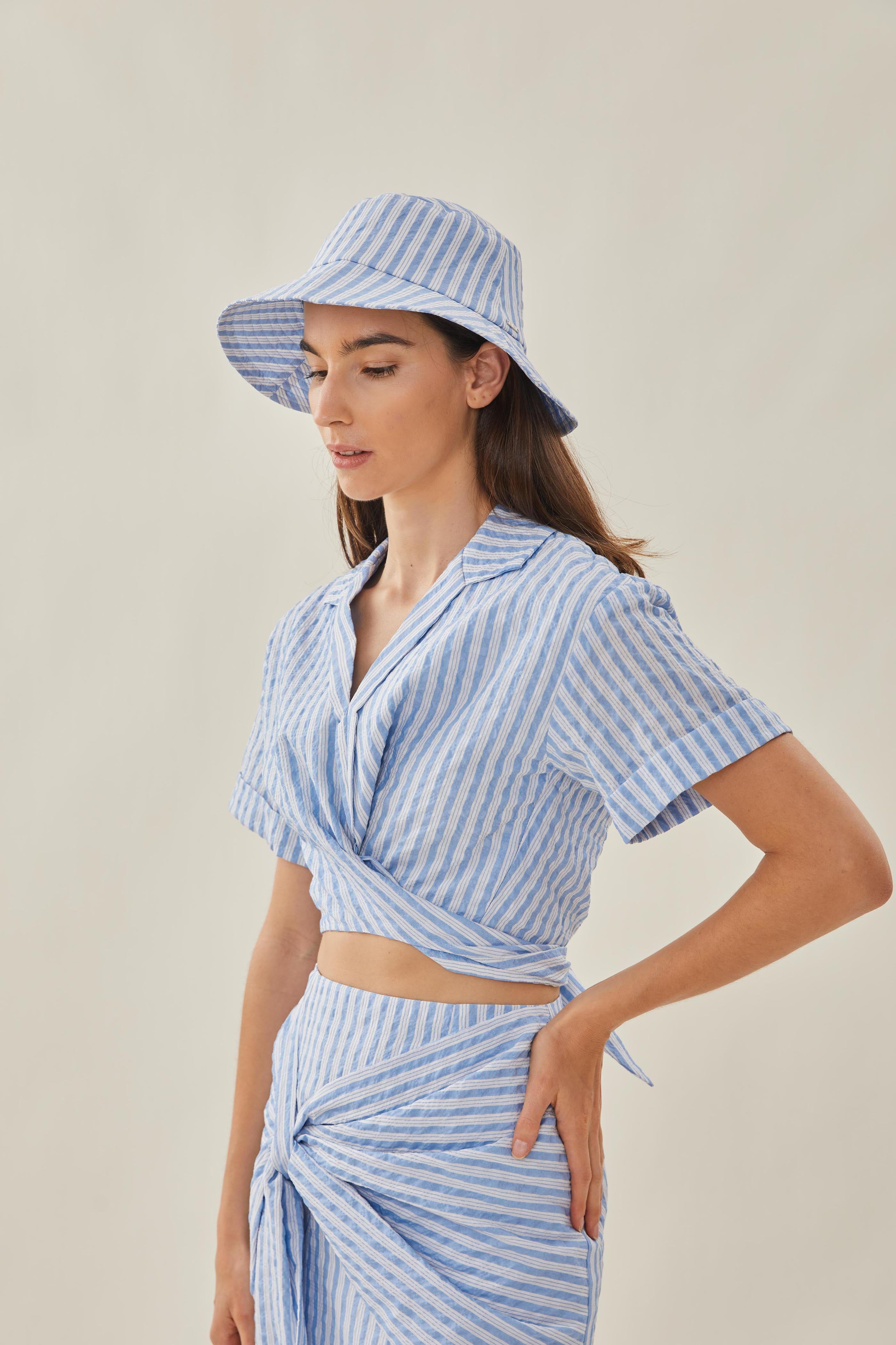 Bucket Hat in Stripe Blue