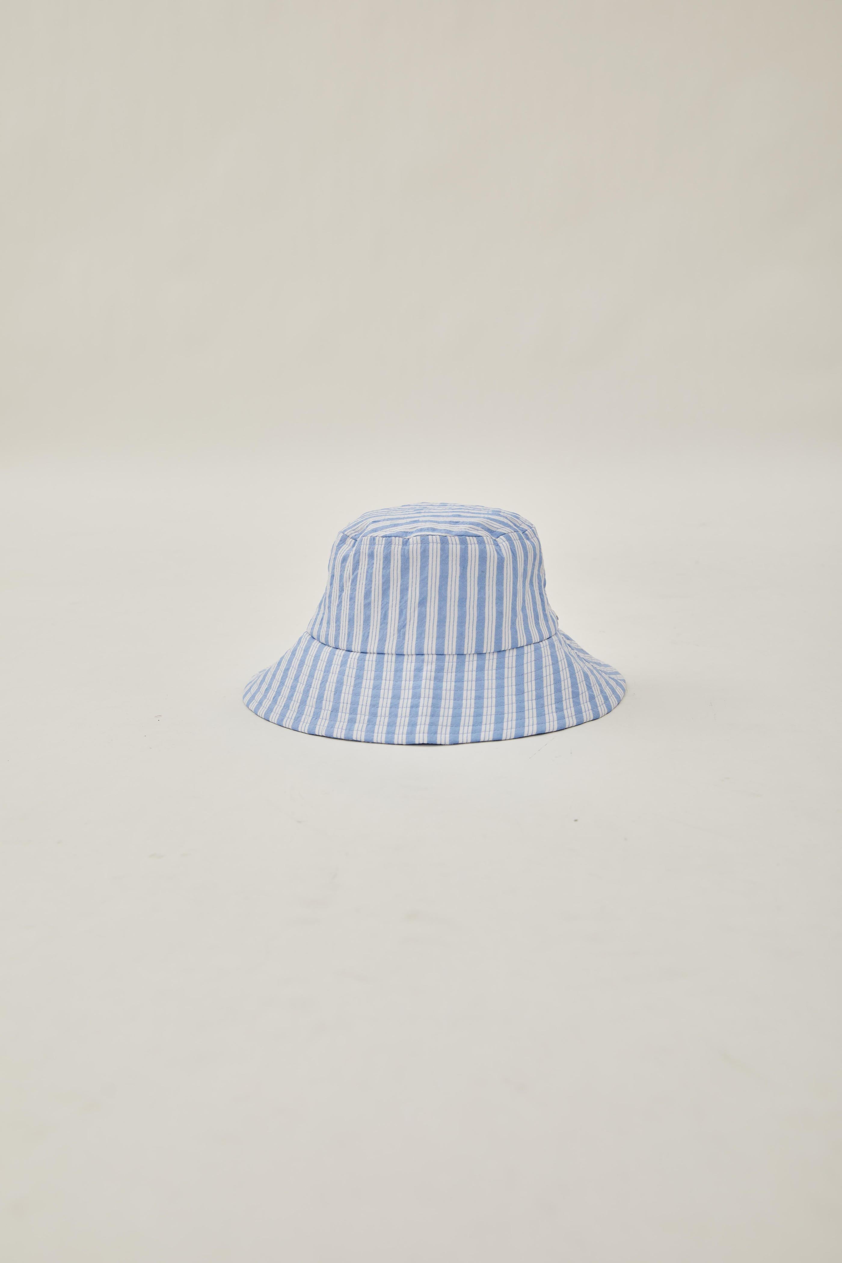 Bucket Hat in Stripe Blue