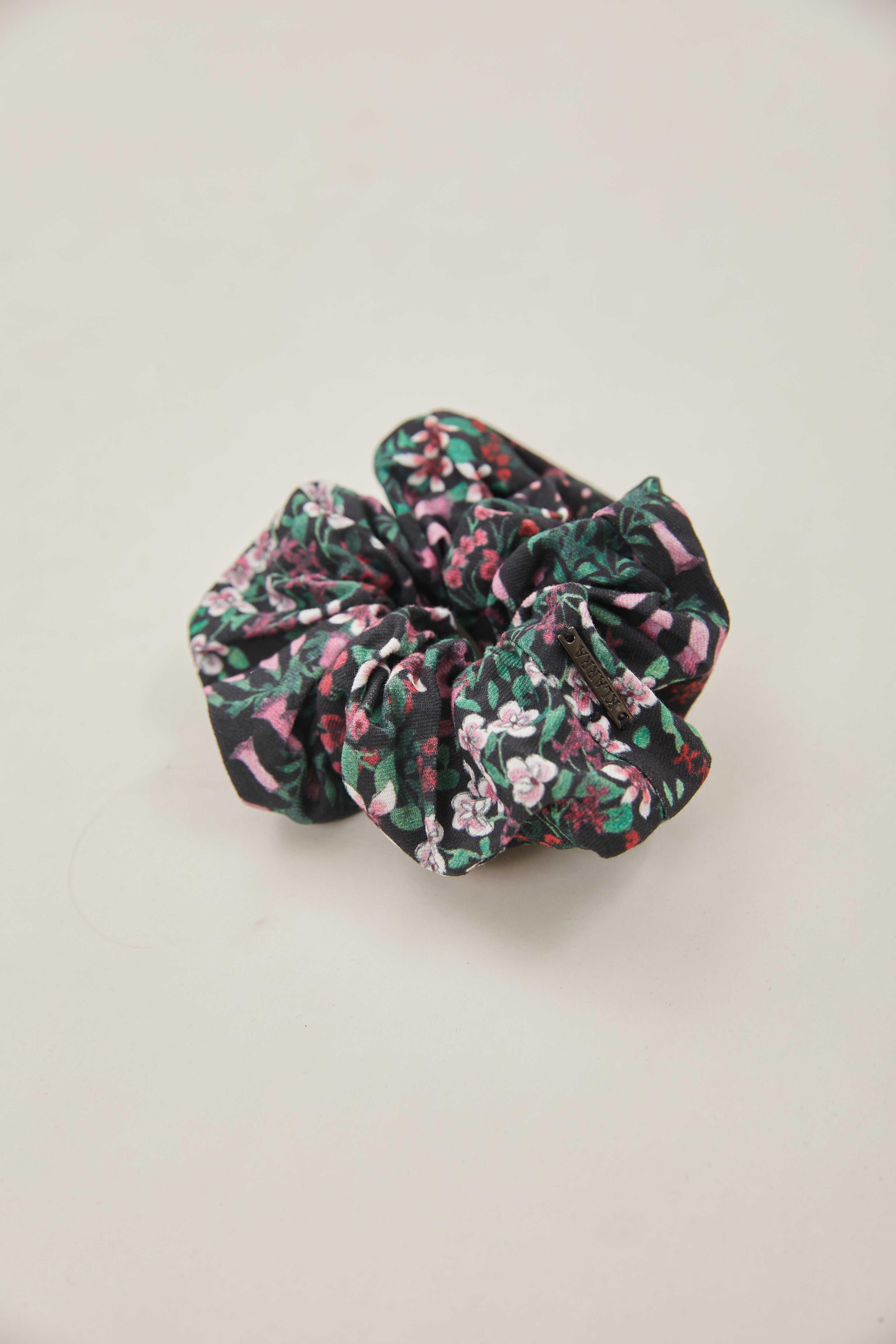 Cotton Scrunchie in Wild