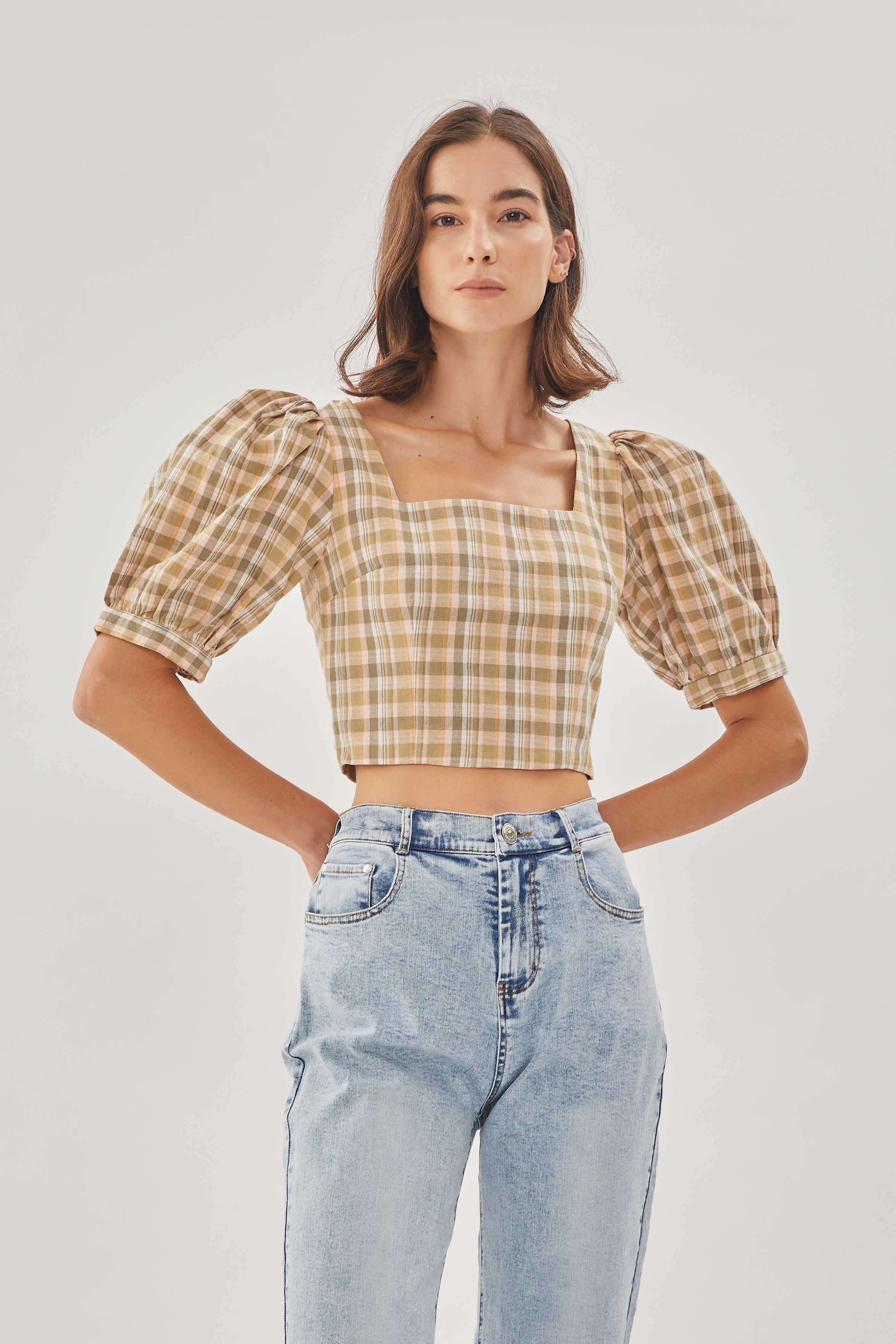 Puff Sleeves Gingham Top in Forest