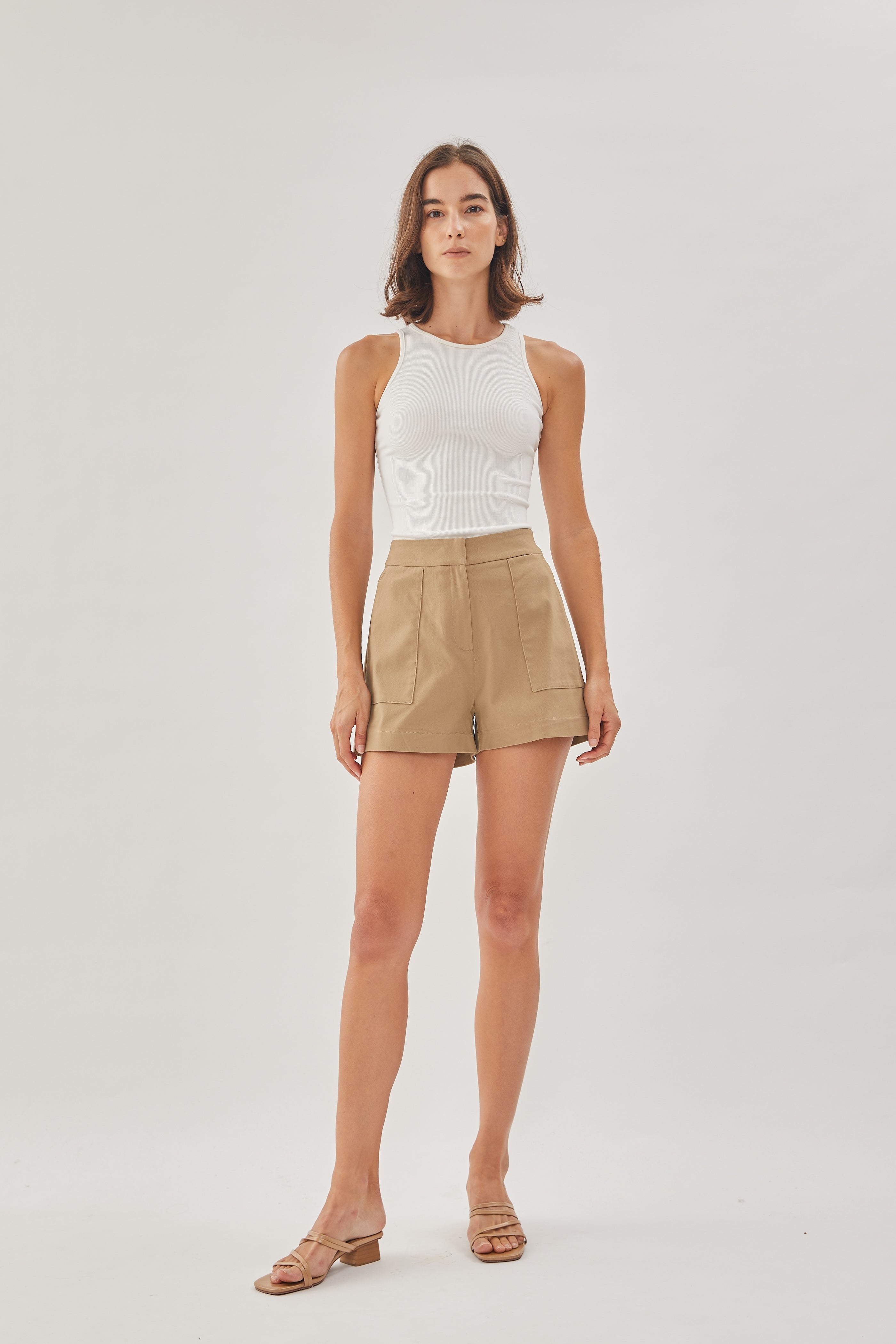 Box Shorts in Khaki