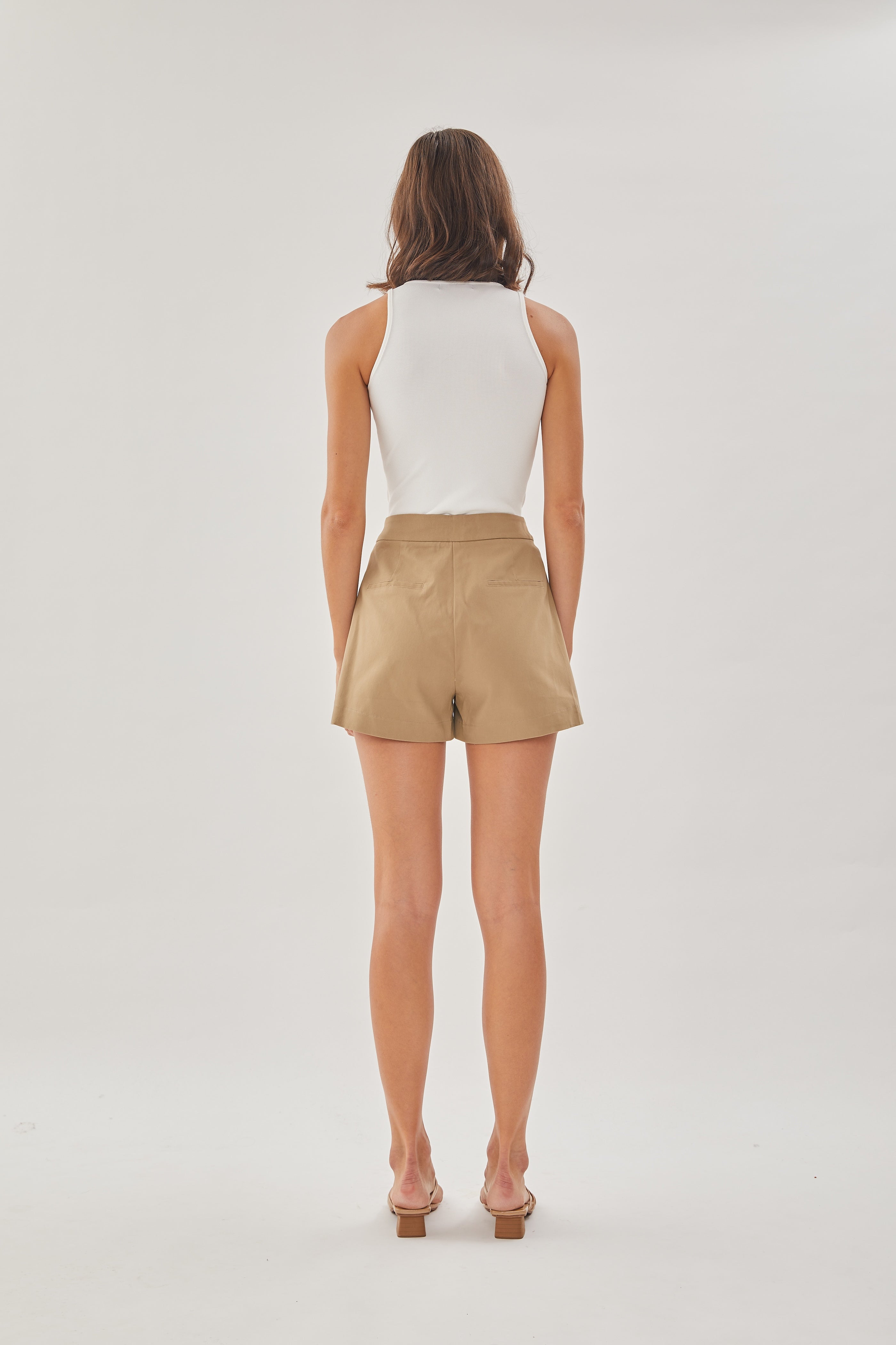 Box Shorts in Khaki