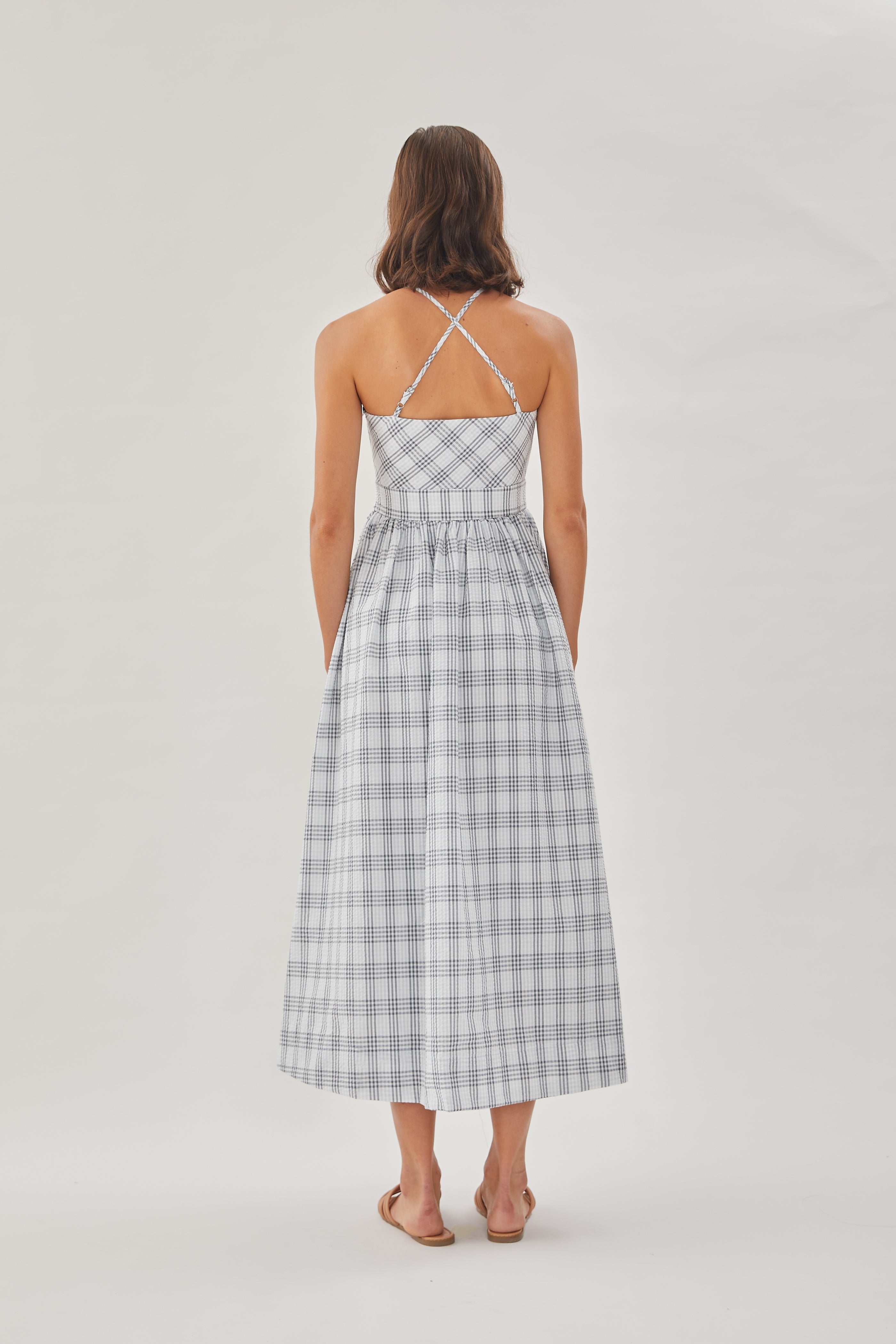 Seersucker V-neck Maxi Dress in Mist