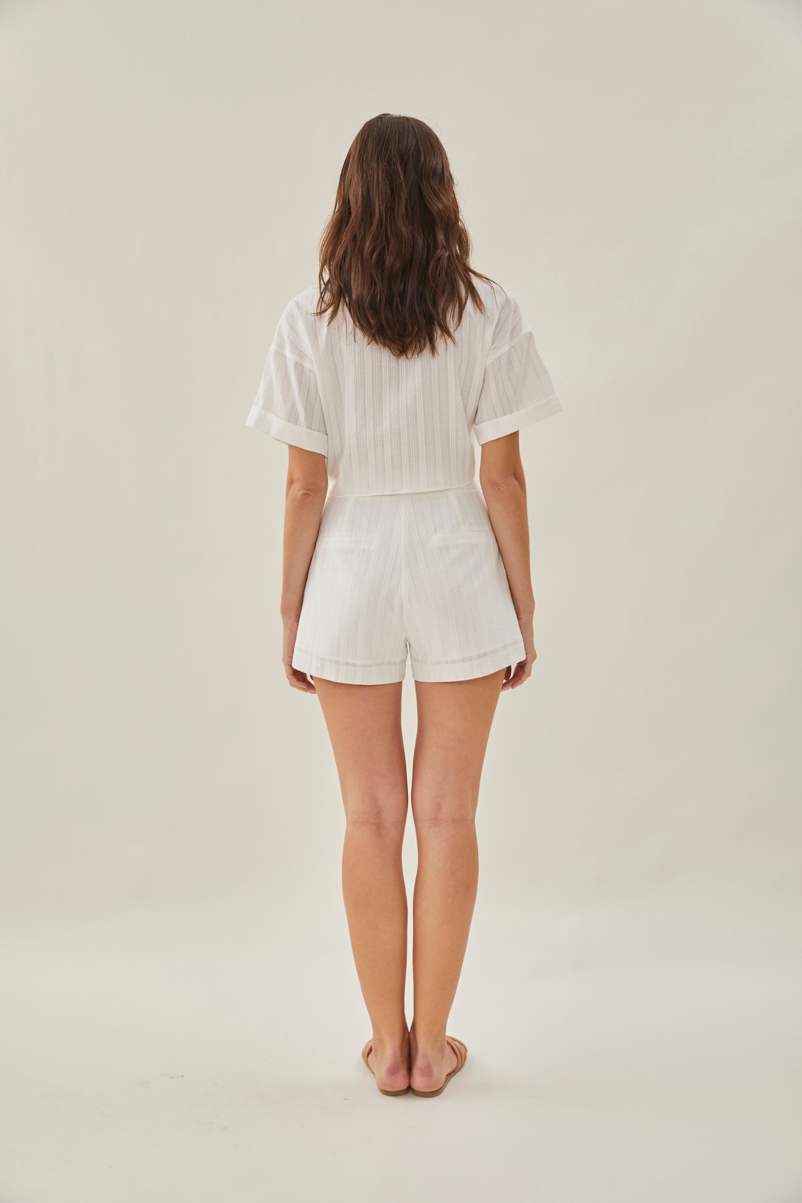 Embroidered Knotted Shirt in Textured White