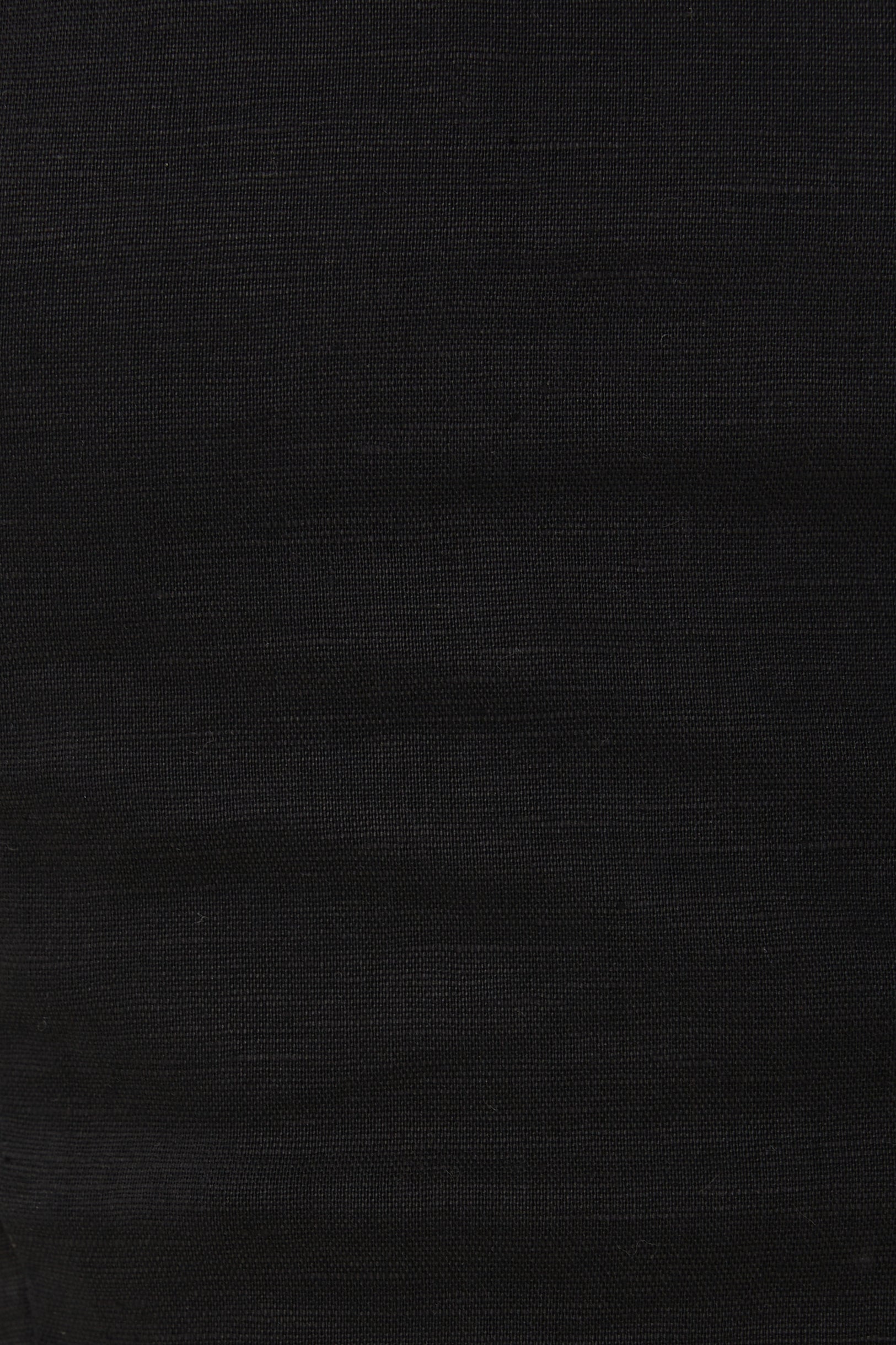 Cropped Puffed Sleeved Top in Black