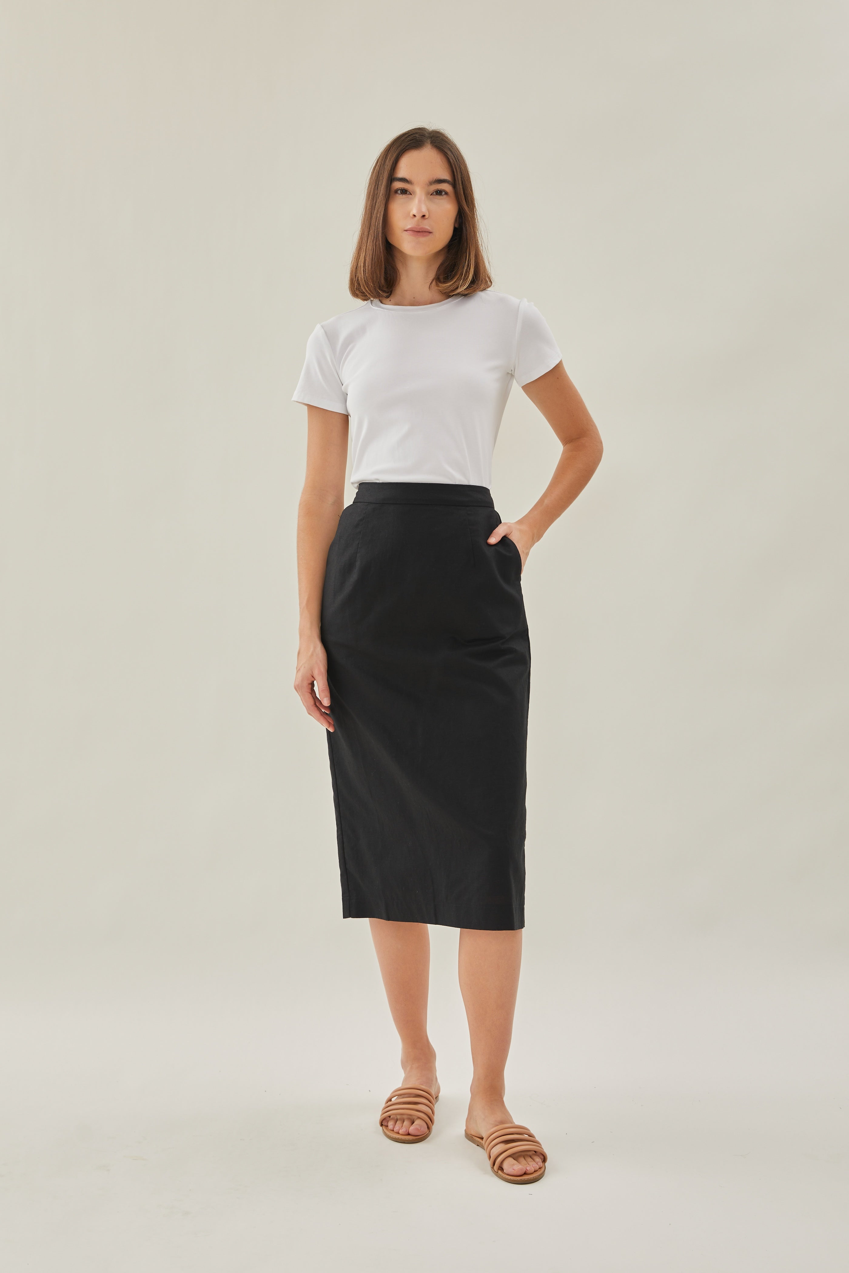 Classic Straight Skirt in Black