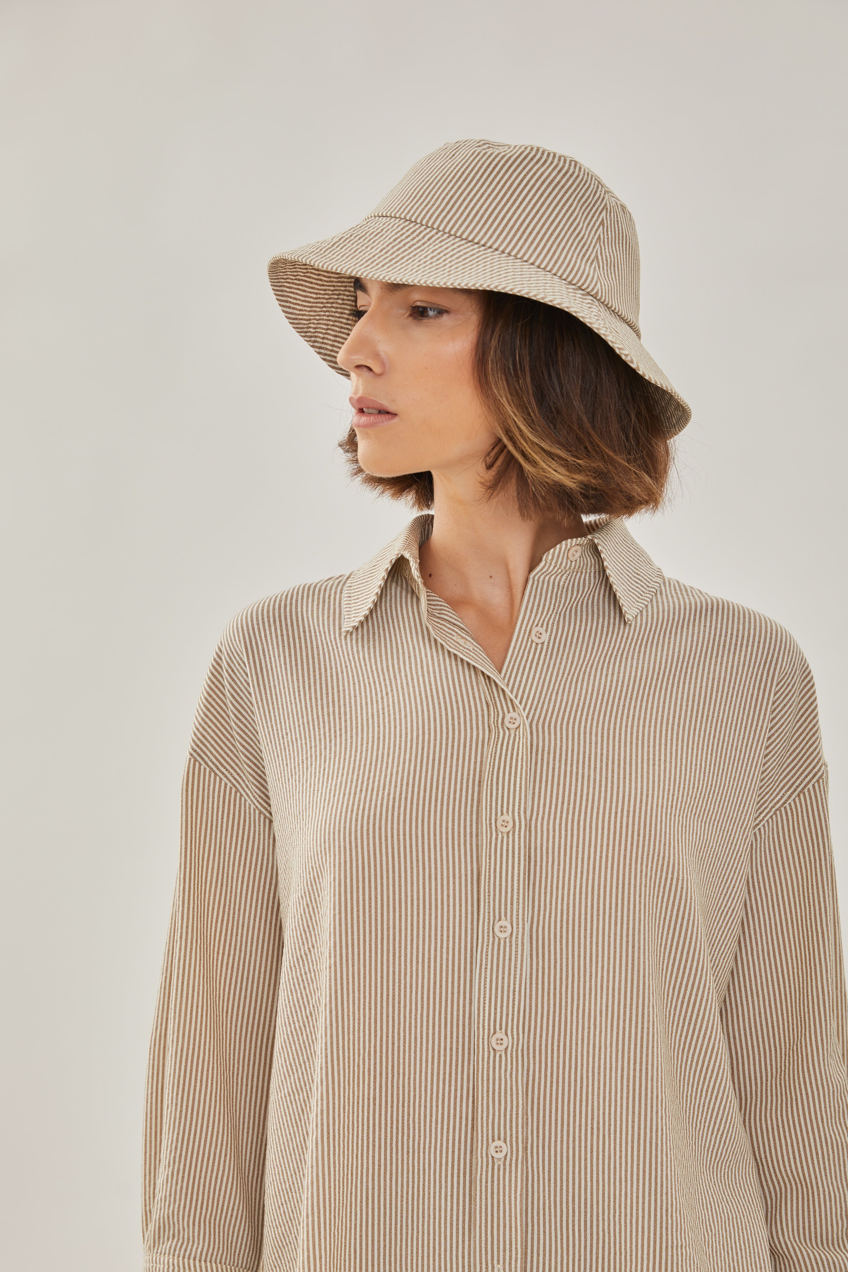 Bucket Hat in Stripe Brown