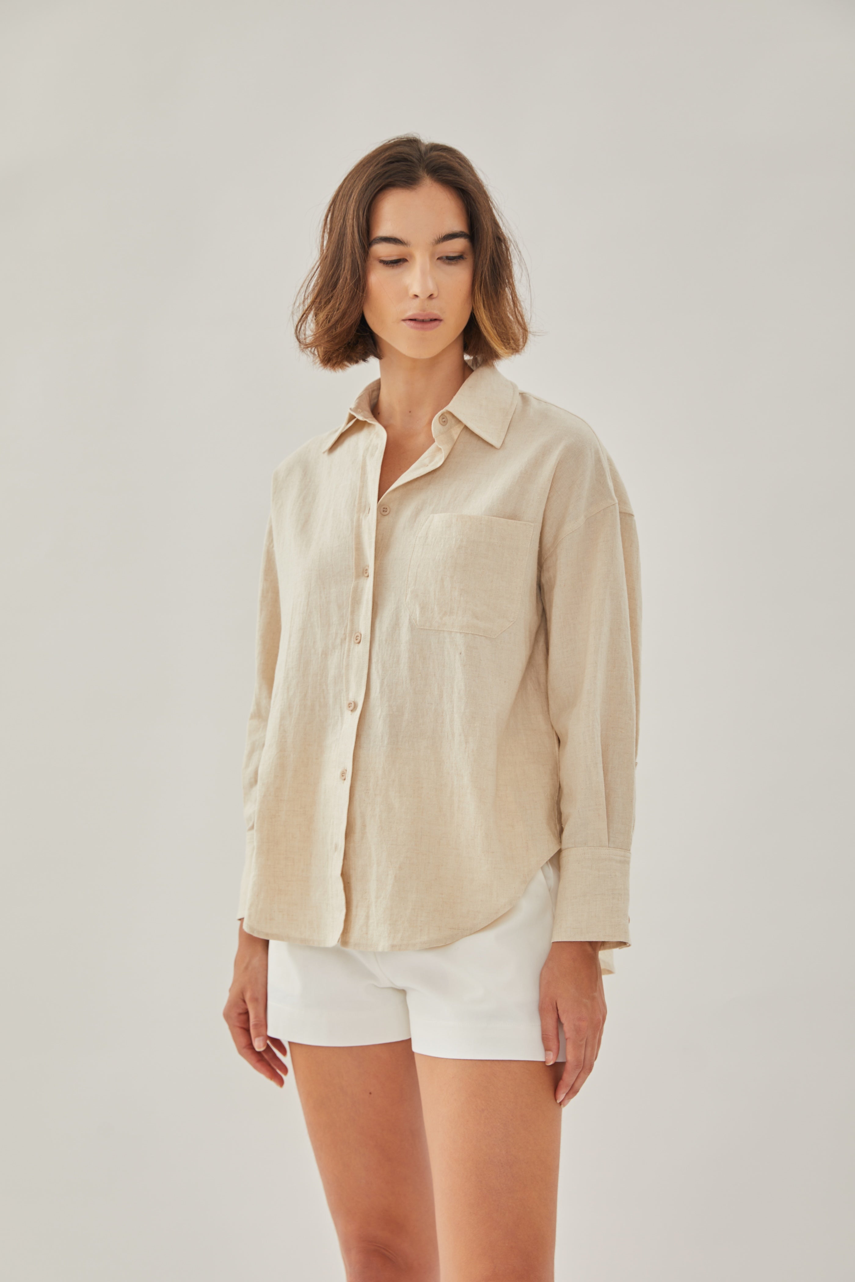 Classic Linen Shirt in Natural