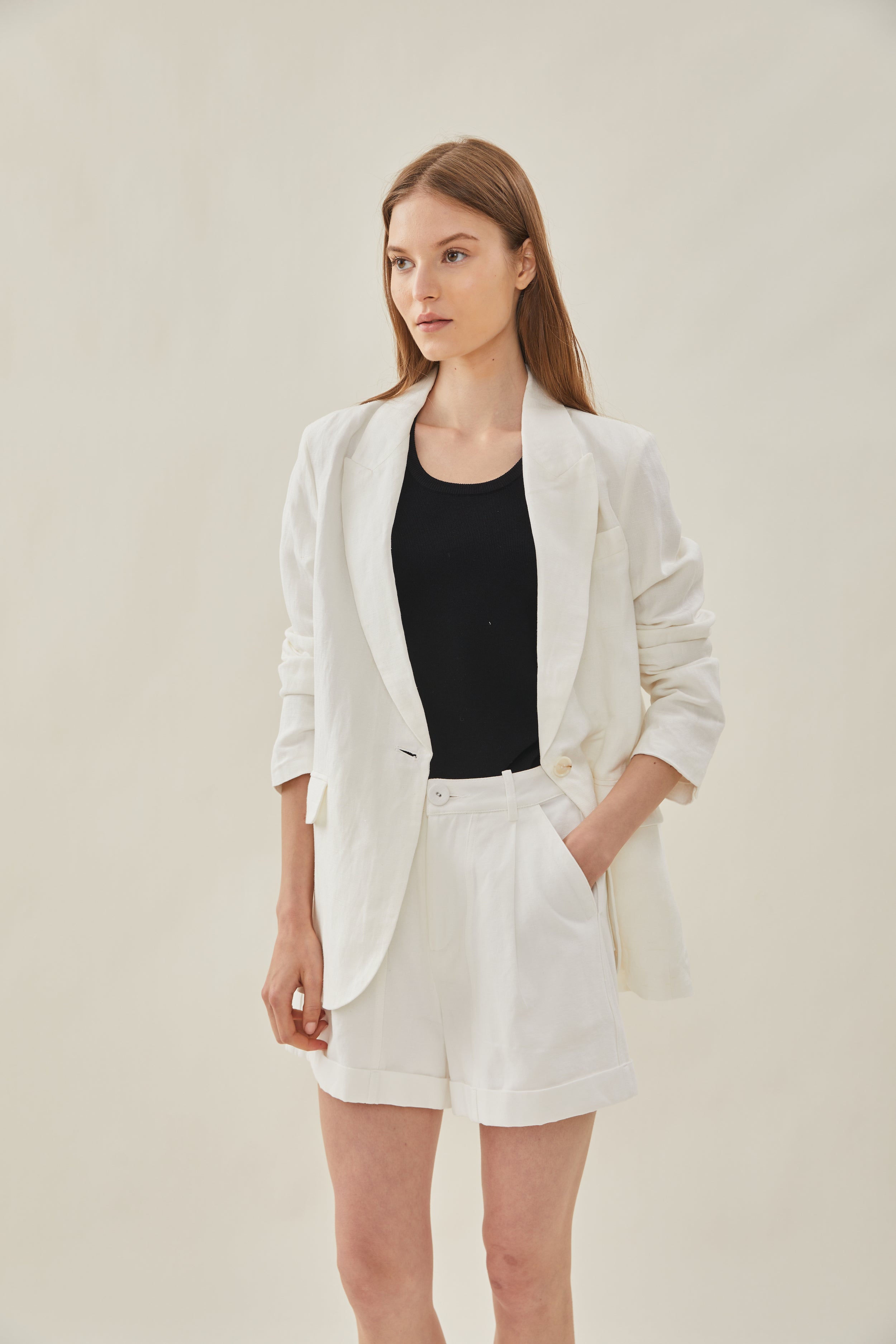 Oversized Linen Blazer in White