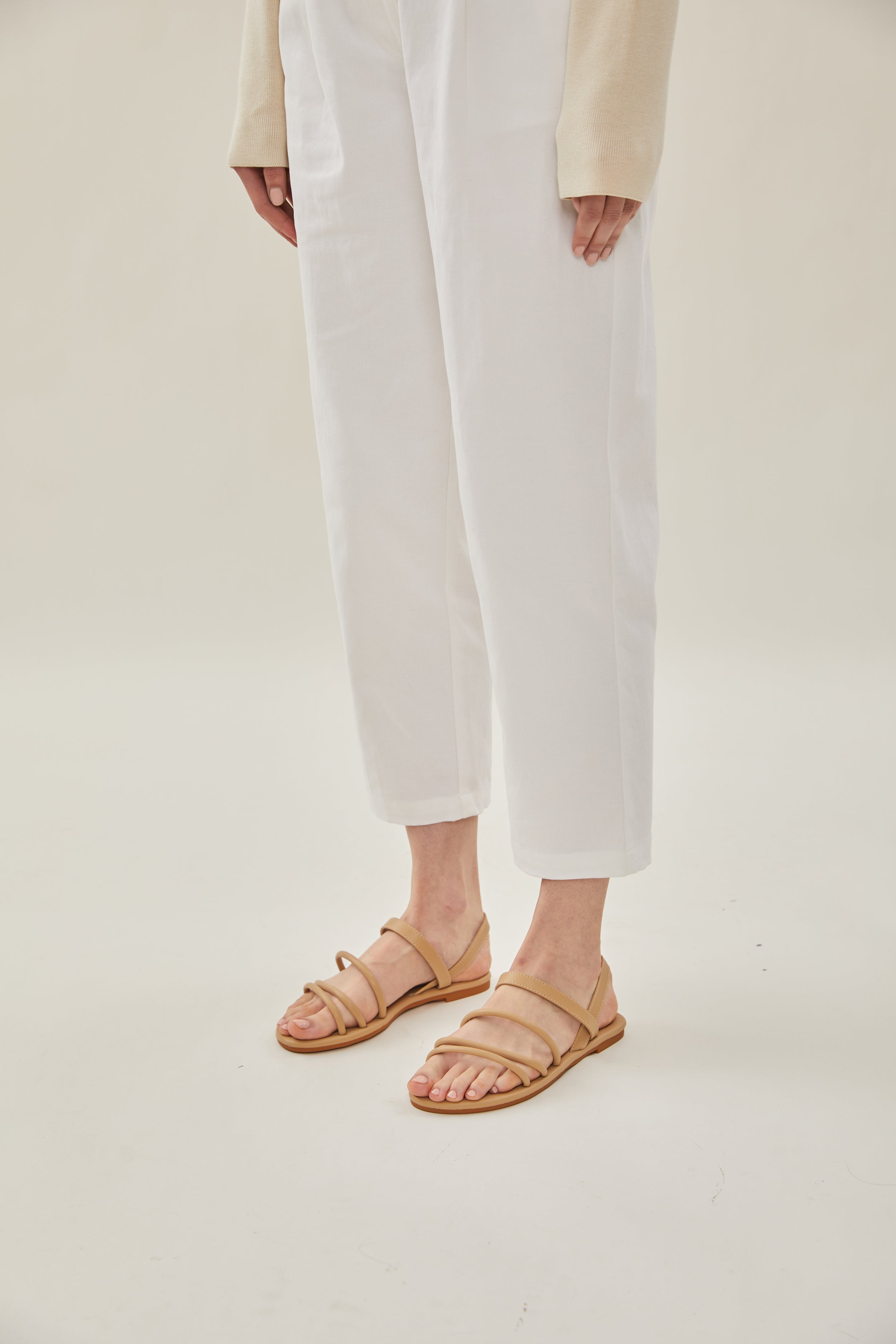 Cole Sandals in Beige