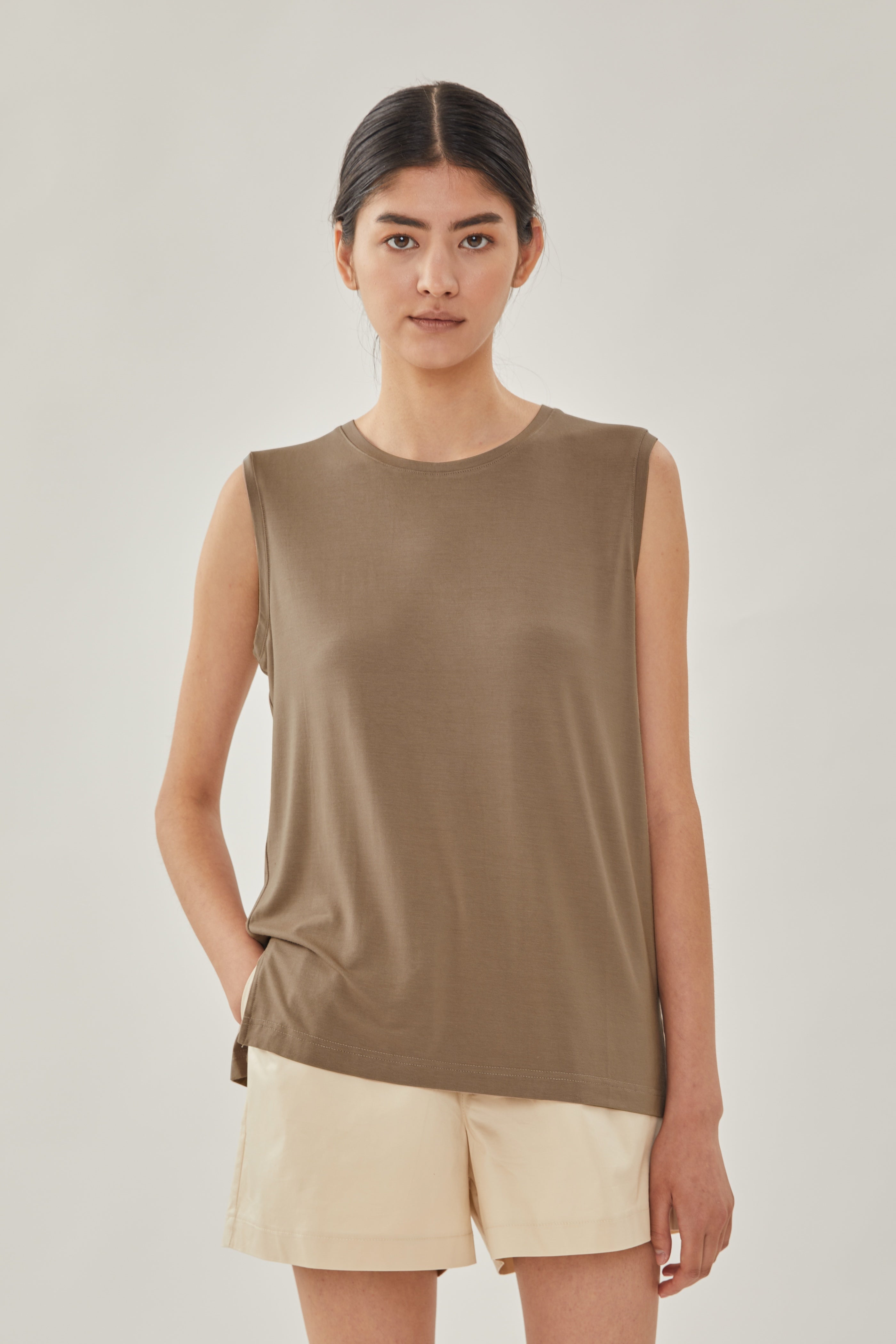 STUDIOS Sleeveless Tee in Stone
