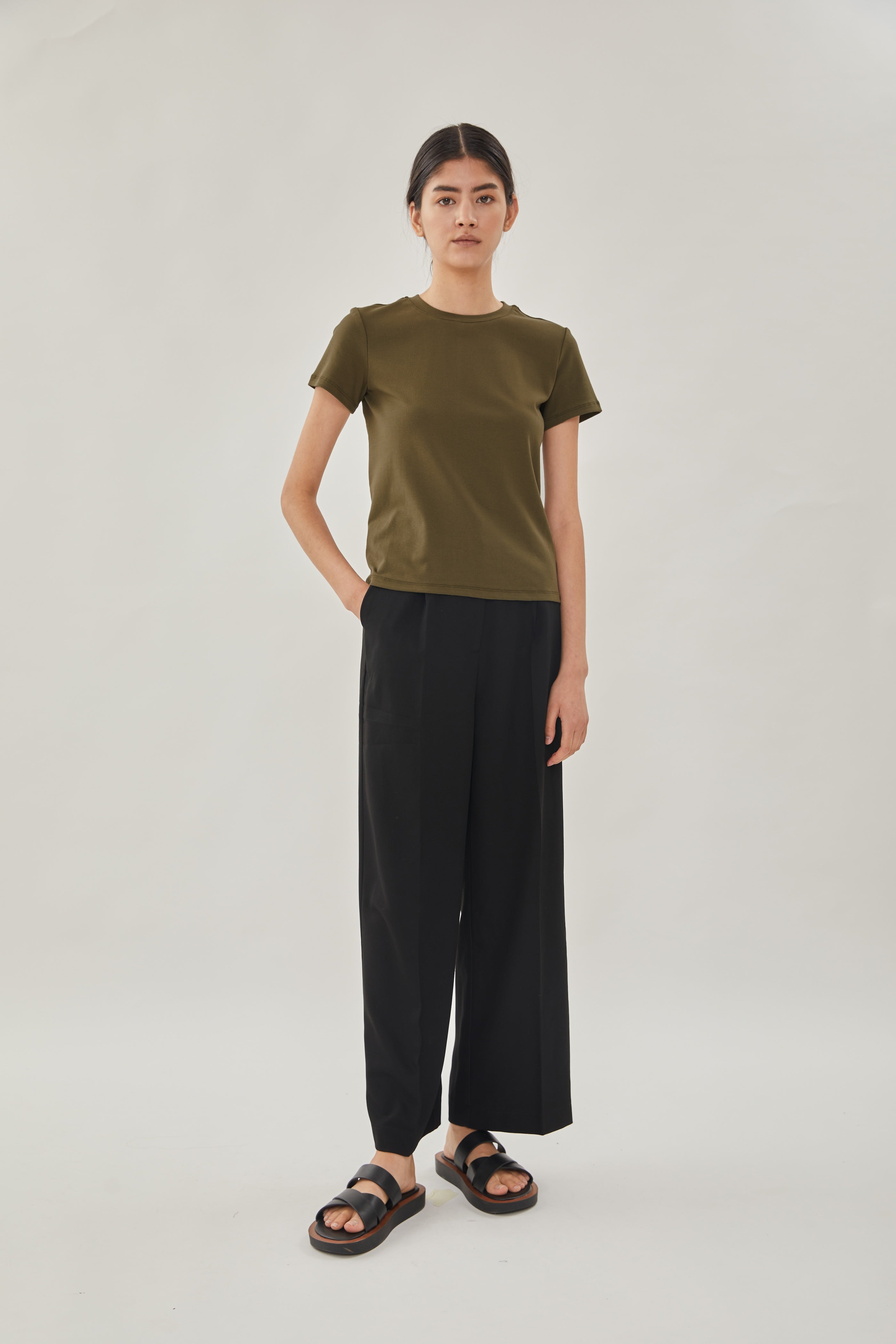 STUDIOS Cotton Stitched Tee in Moss