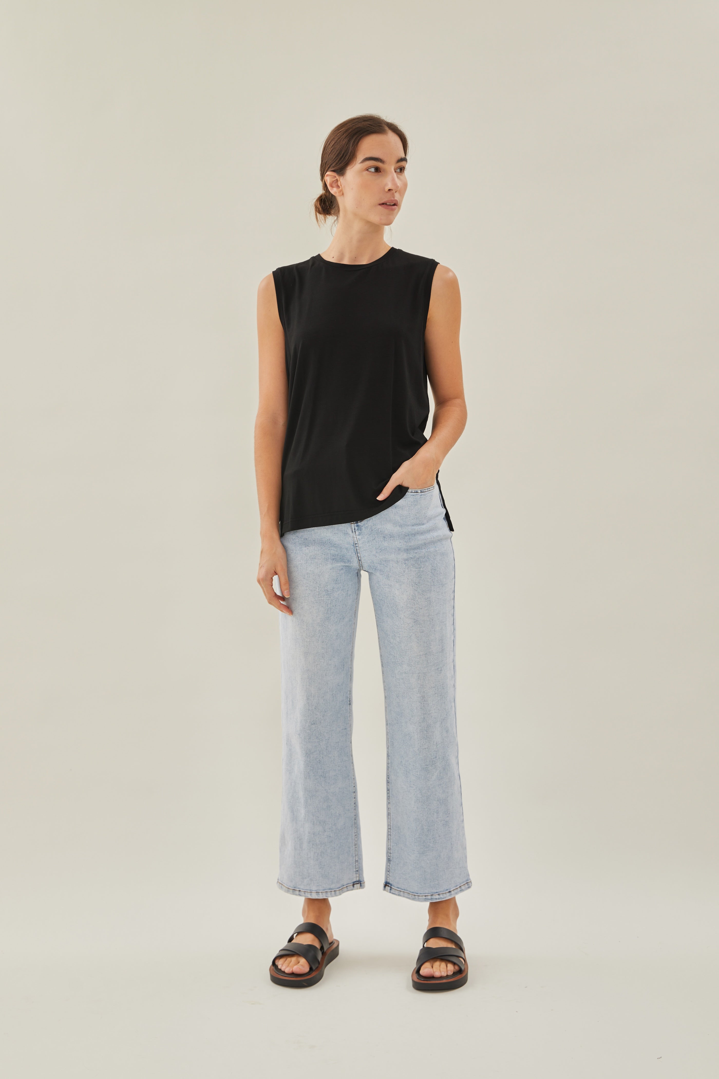 STUDIOS Sleeveless Tee in Black