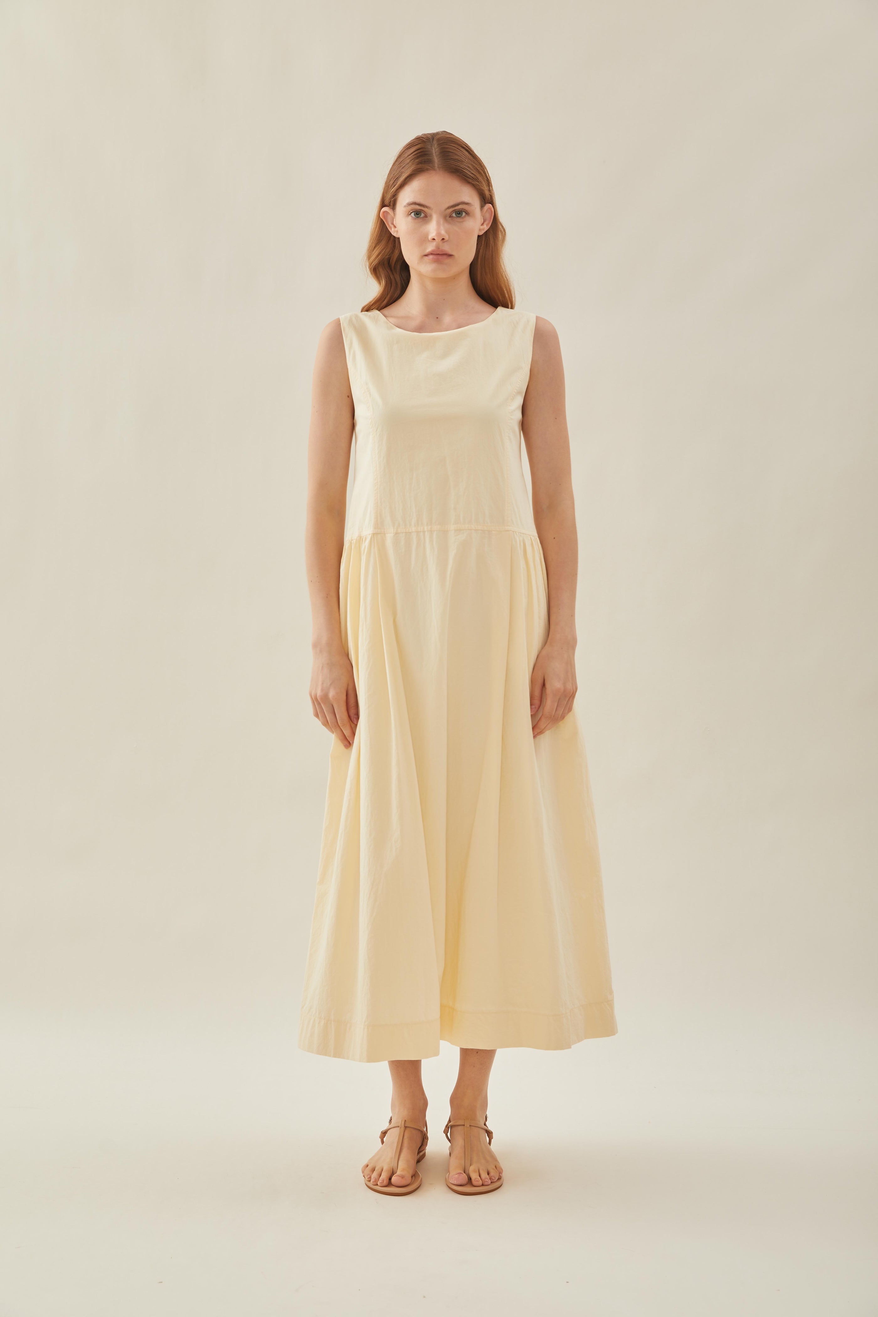 Cotton Poplin Sleeveless Dress in Eggnog