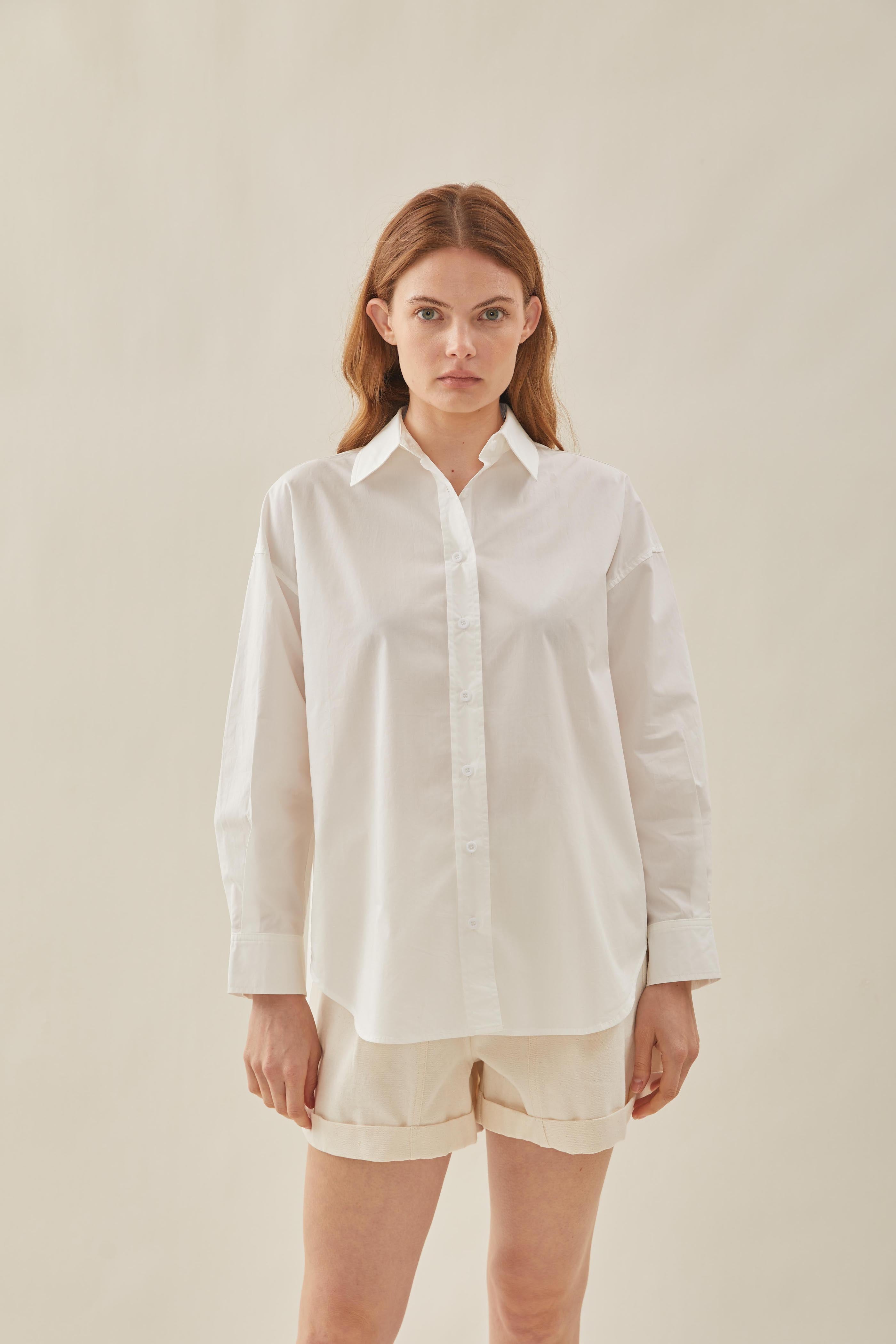 STUDIOS Lightweight Shirt in White