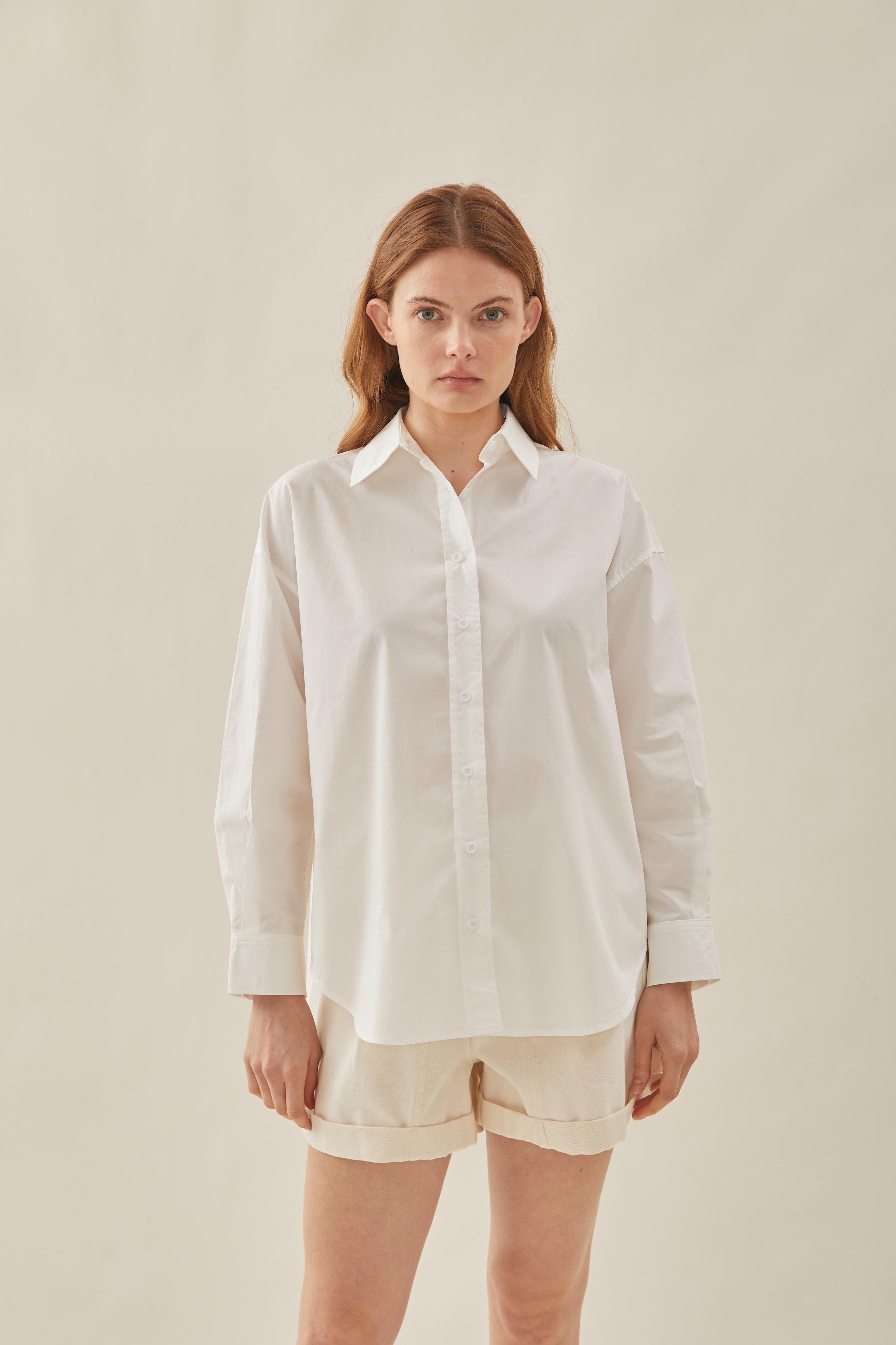 STUDIOS Lightweight Shirt in White