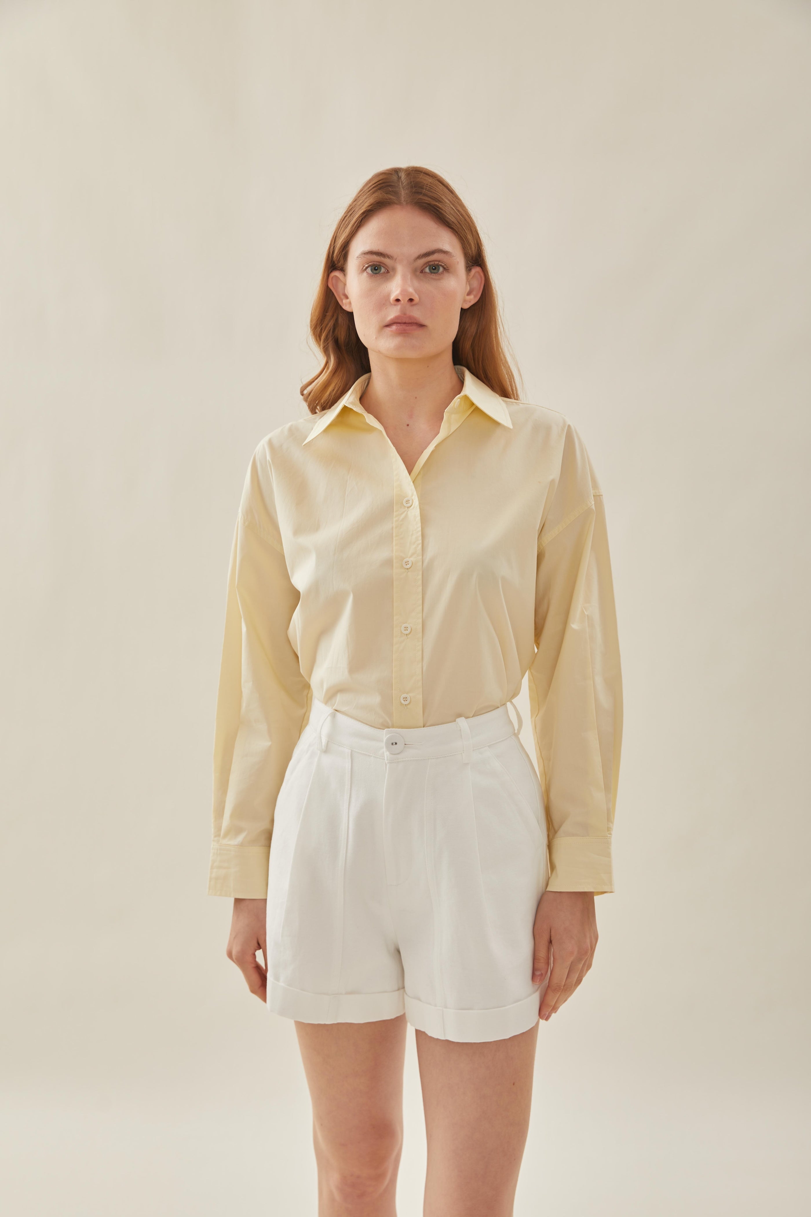 STUDIOS Lightweight Shirt in Pale Yellow